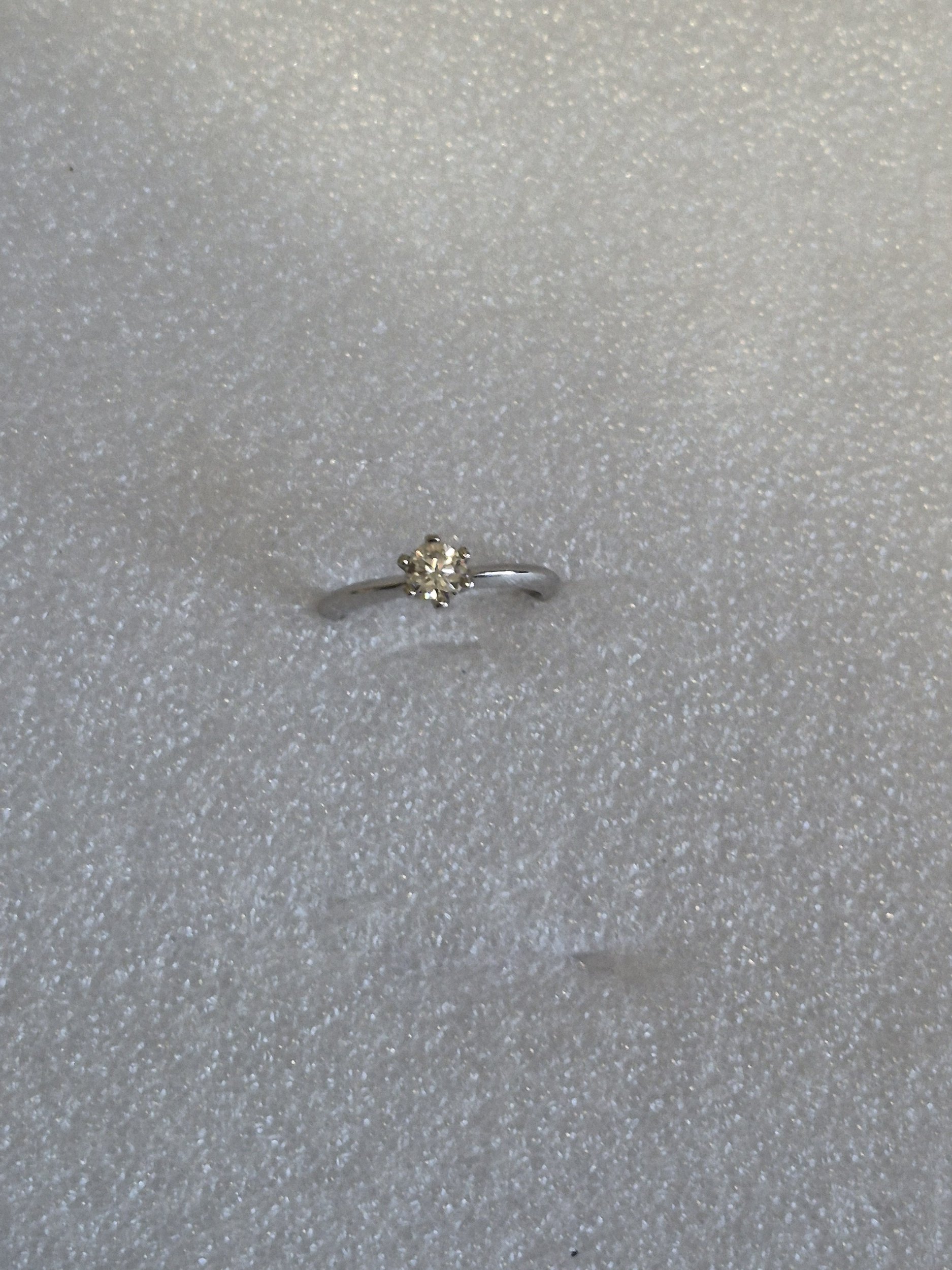 13 M - R : .50 ct $159.      KE