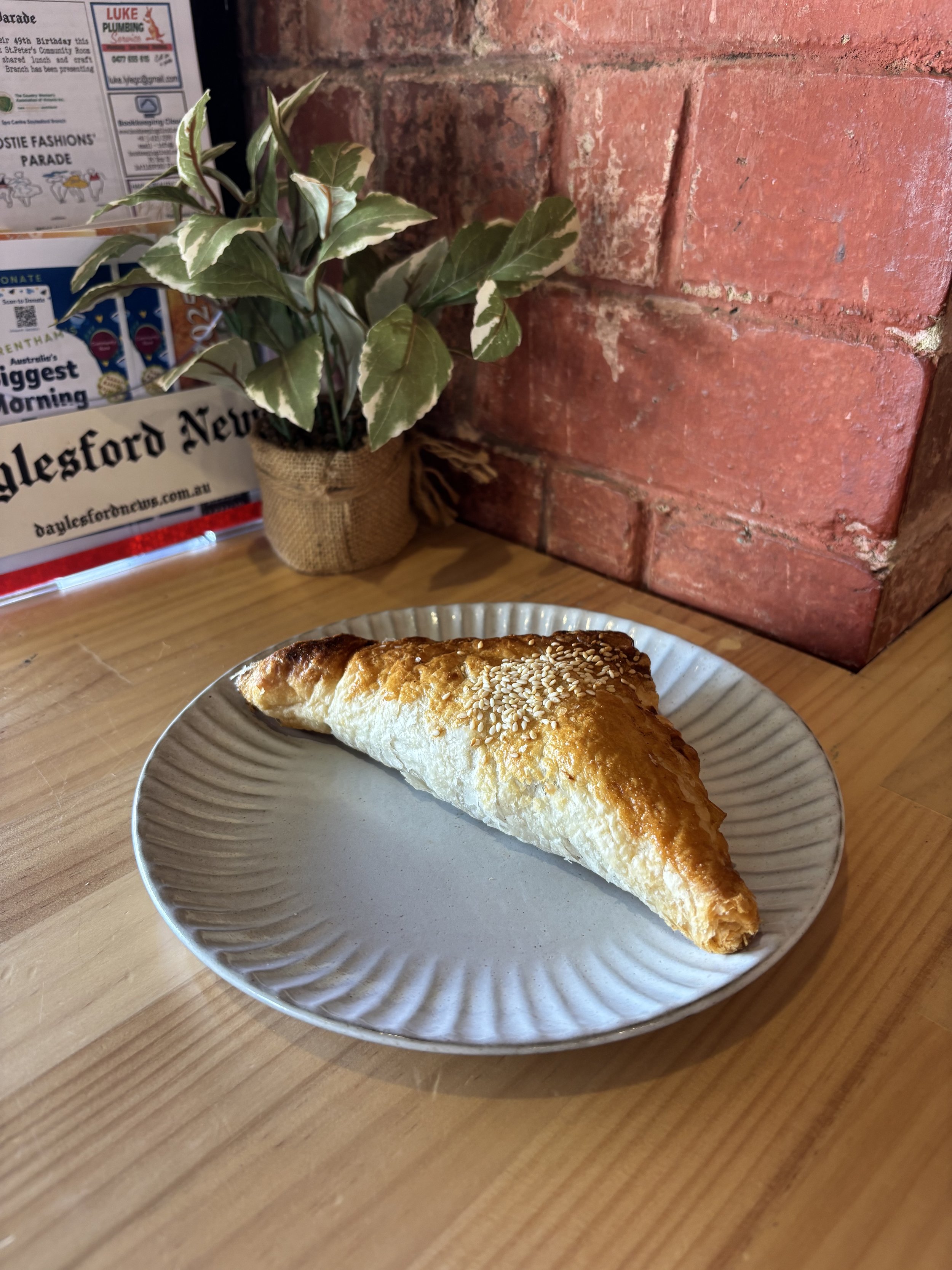 Vegetable and cheese pastie