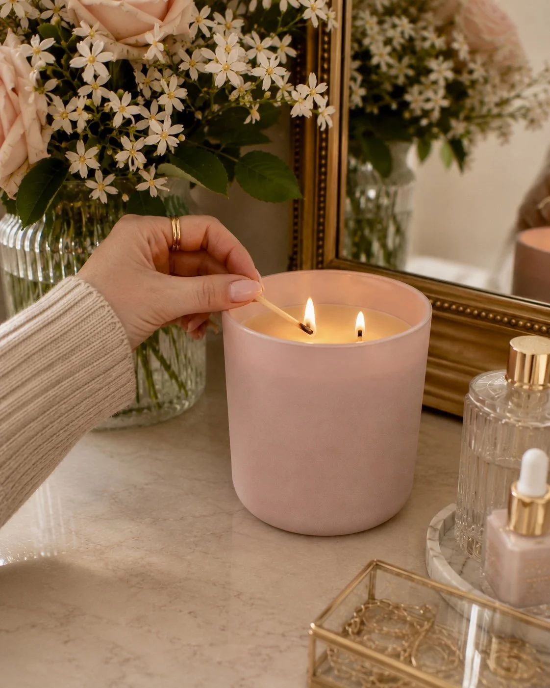 Grace - Soft Floral Candle