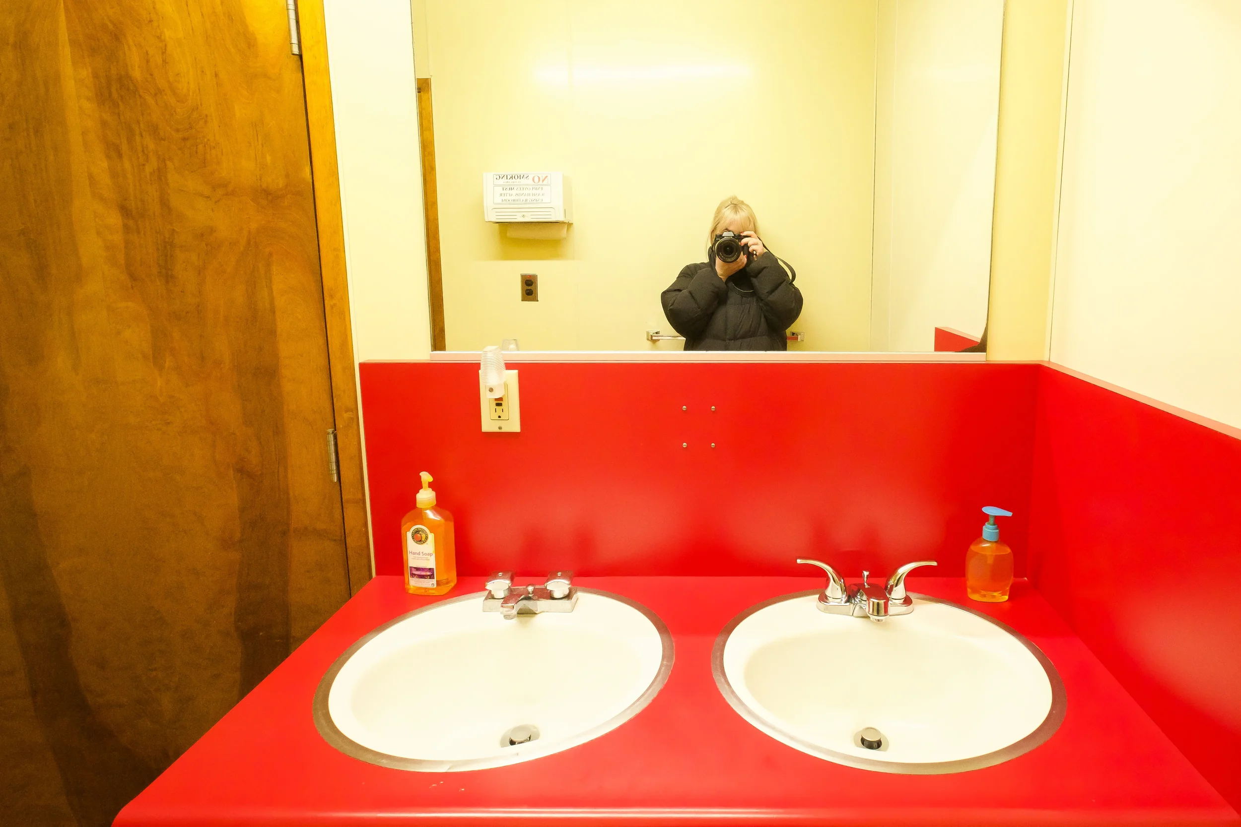 lou in the loo