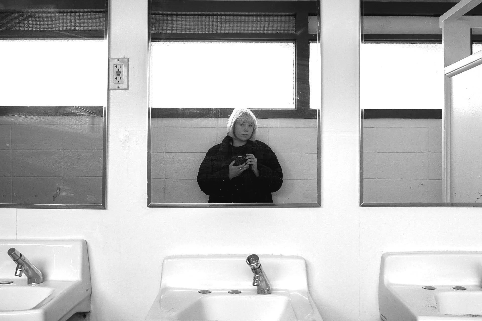lou in the loo