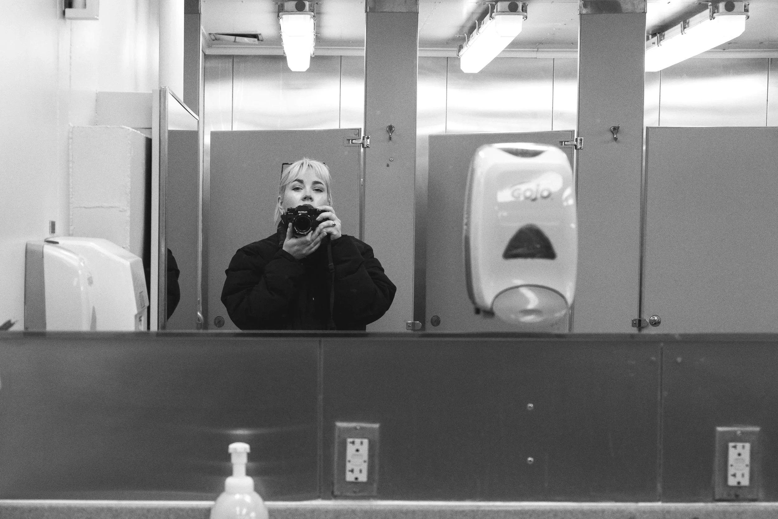 lou in the loo
