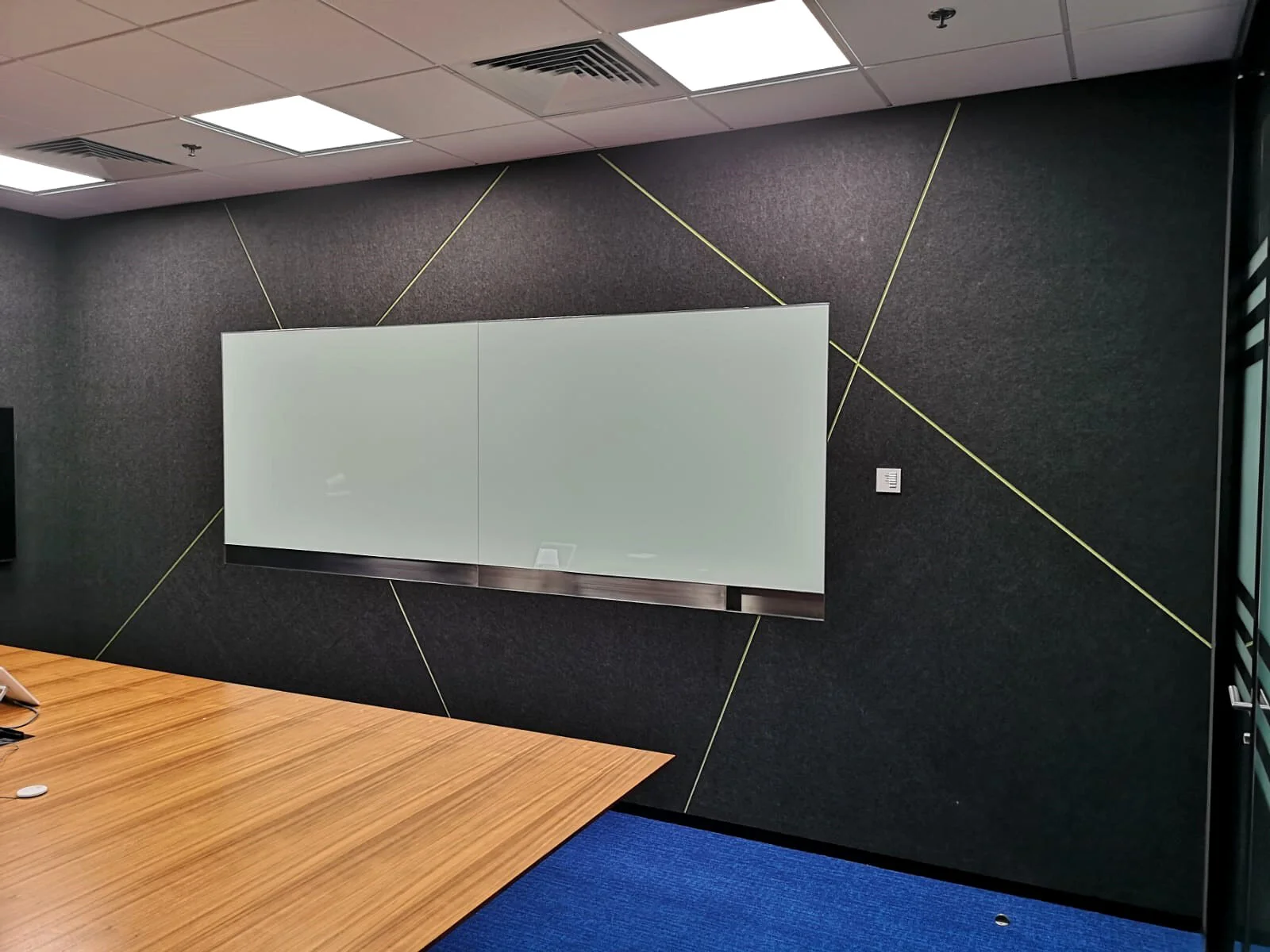 Heart® Acoustic: Veil Felt