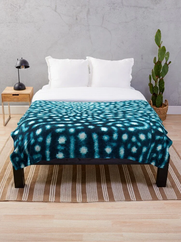 work-40160727-throw-blanket (1).jpg