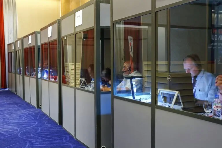 Cabinas de interpretación