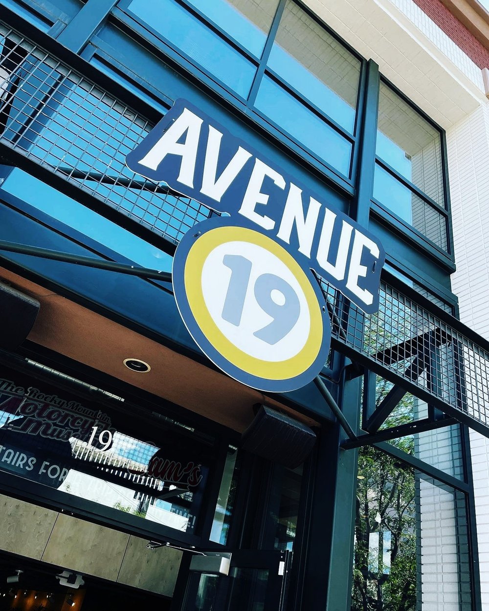 Visit — Avenue 19