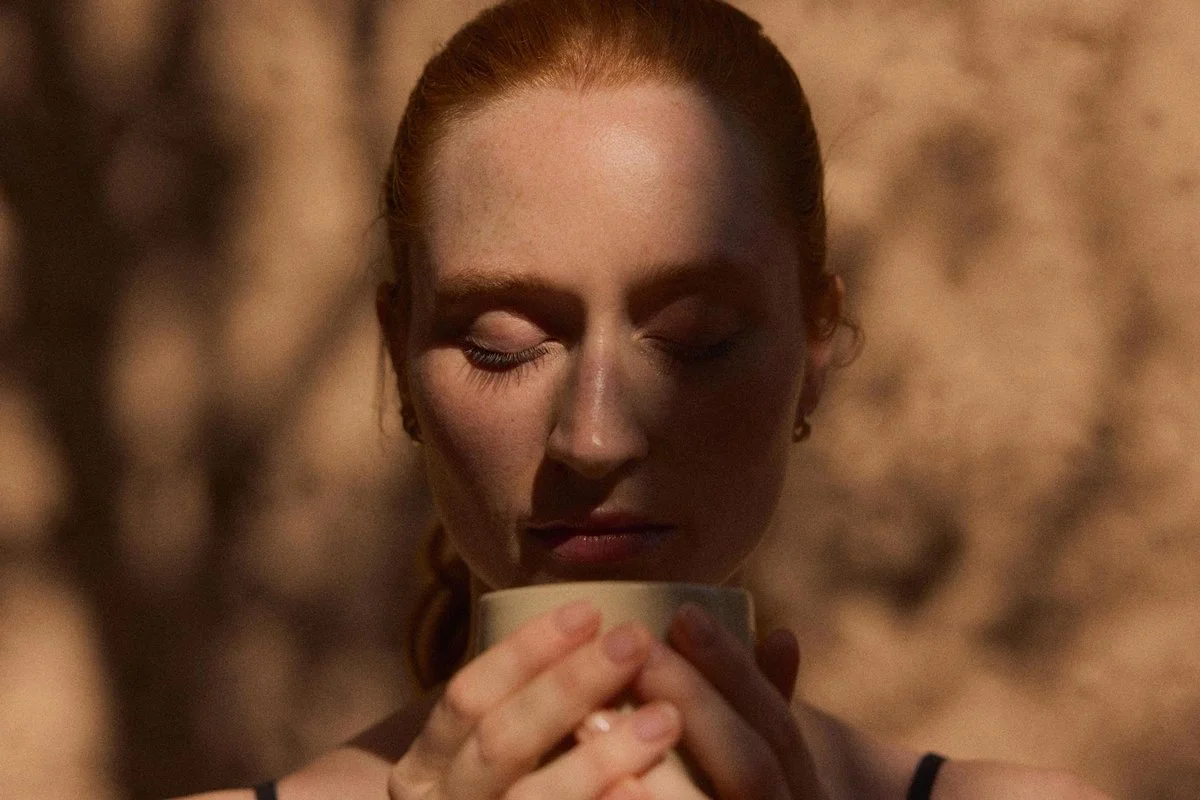Nurturing-Cacao_Photo_Drink_003_Wide_Mobile_01.jpg