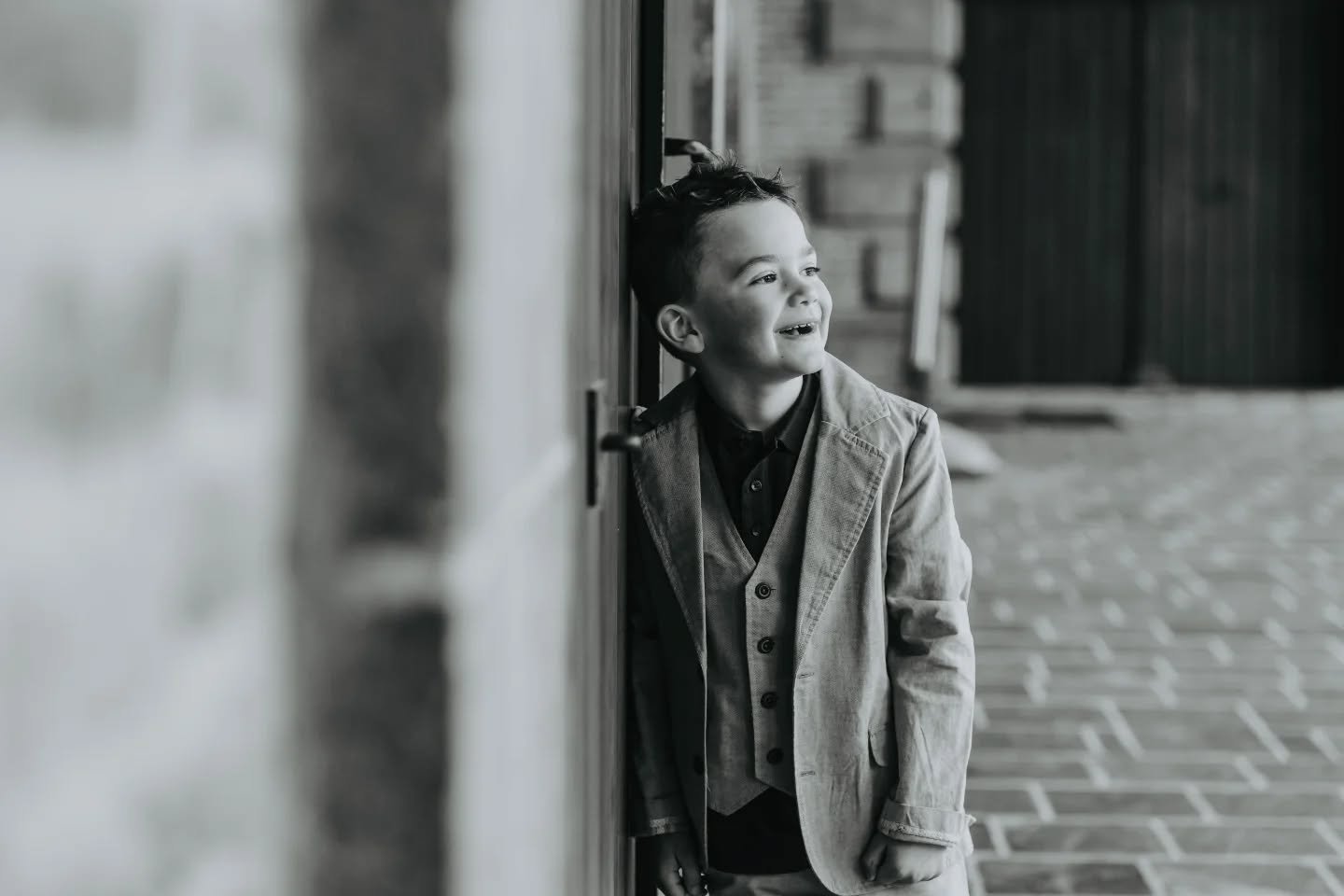 Communicant in huis? Nog geen fotograaf? Ik heb nog een paar plekken vrij dit voorjaar!
.
.
.
#communie #communieshoot #fotograafgezocht #fotograaflimburgbelgie #kinderfotografie #communiefotografie #gezinsfotografie #boekeenshoot