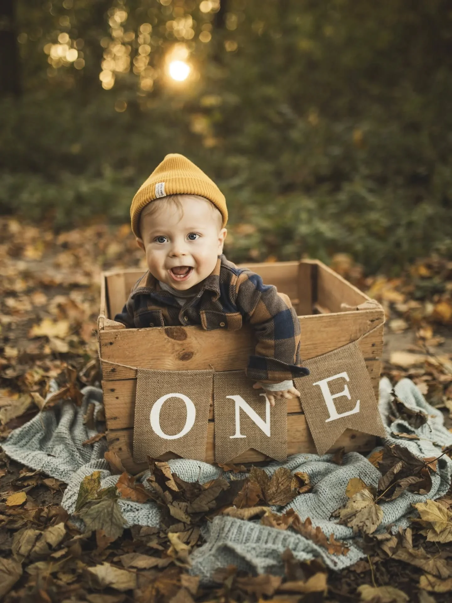 Wanneer ge de heletijd foto's van anderen maakt, krijgt ge het thuis niet verkocht om dat niet voor de kleine man te doen.
.
Onze kleine vriend Stieg is 1 geworden!
.
#kinderfotografie #eersteverjaardag #hbd #verjaardag #onzejongen #familyphotography