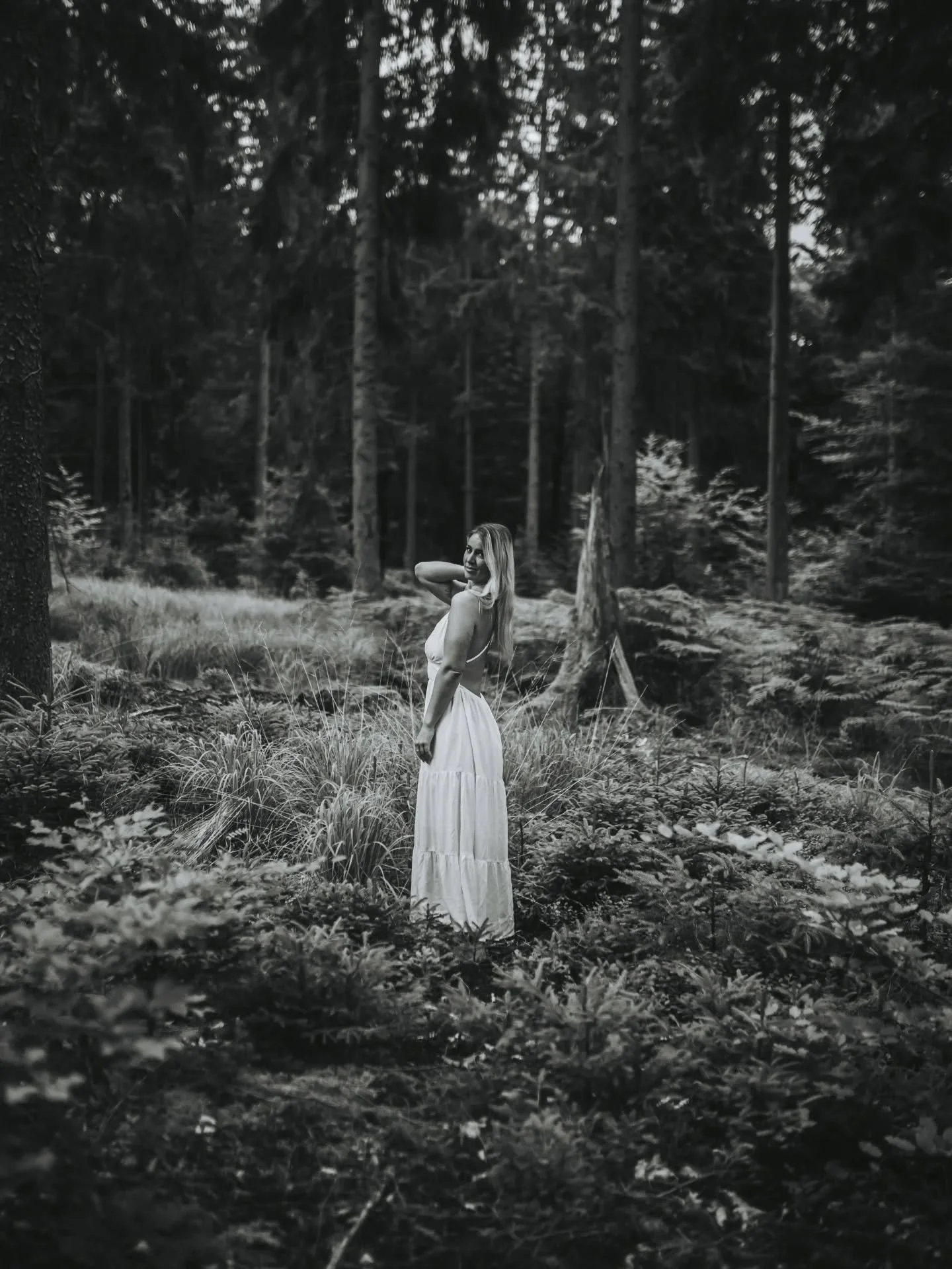 Into the wild.
.
.
.
#portretfotografie #portraitphotography #modelfotografie