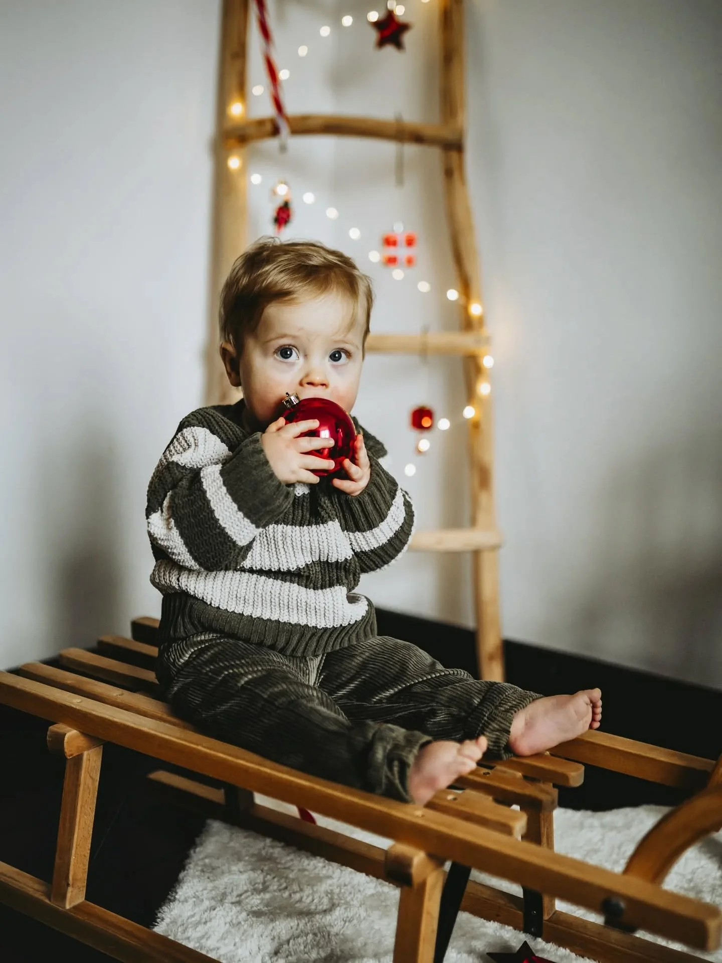 Happy Chysler! Happy crisis!
.
.
.
.
#holiday #xmas #photography