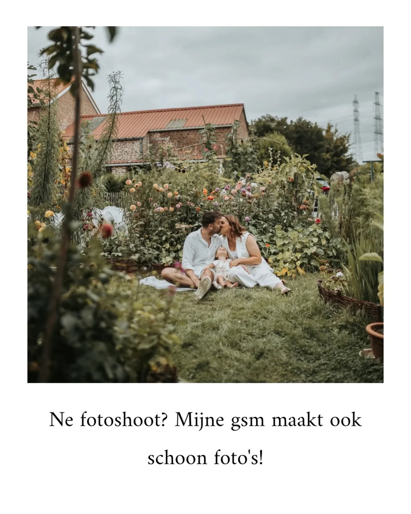 Waarom een fotoshoot boeken?

Hier geef ik een aantal redenen!

#familiefotografie #fotograaf #fotografie #feelgoodshoot #boekmij