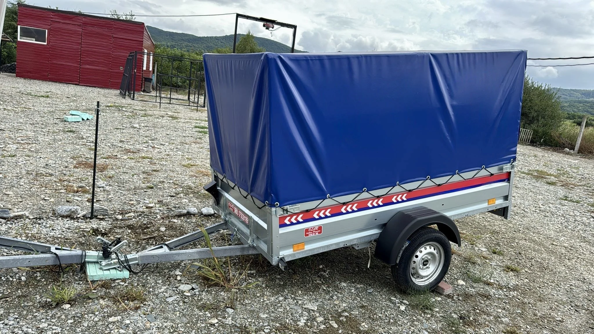 Remorci 750 KG 250x130x150