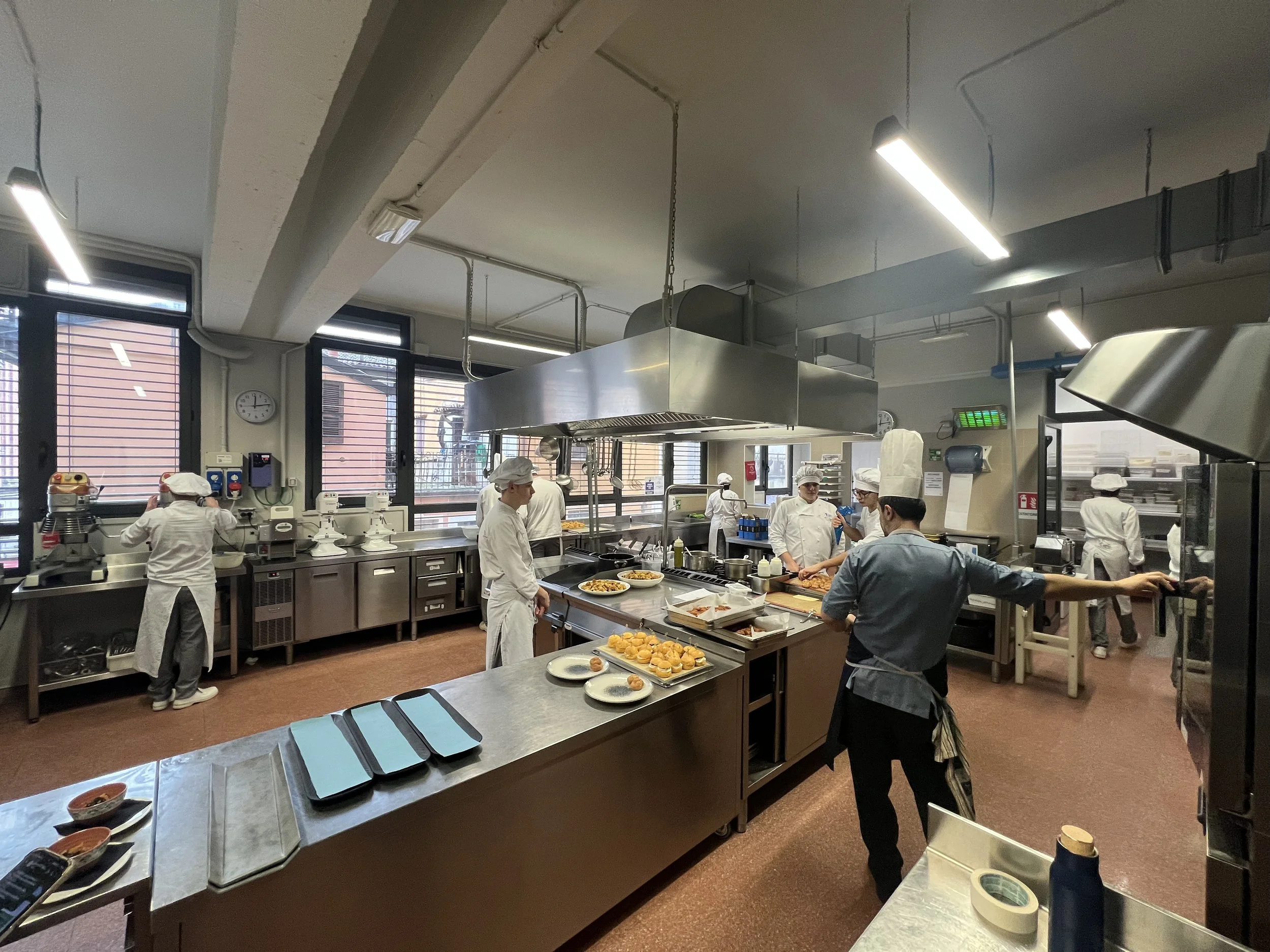 Formar sin deshumanizar: soft skills e IA en la Formación Profesional