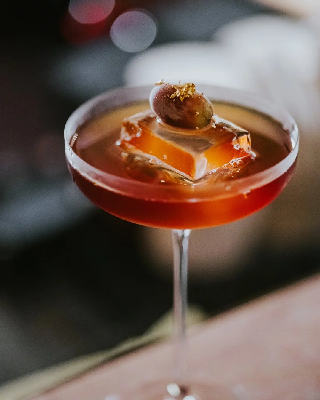 Where every pour tells a story.

Thoughtfully crafted cocktails, best enjoyed at ANTI:DOTE Bar.

#ANTIDOTEBARSG #FairmontSingapore #Cocktail