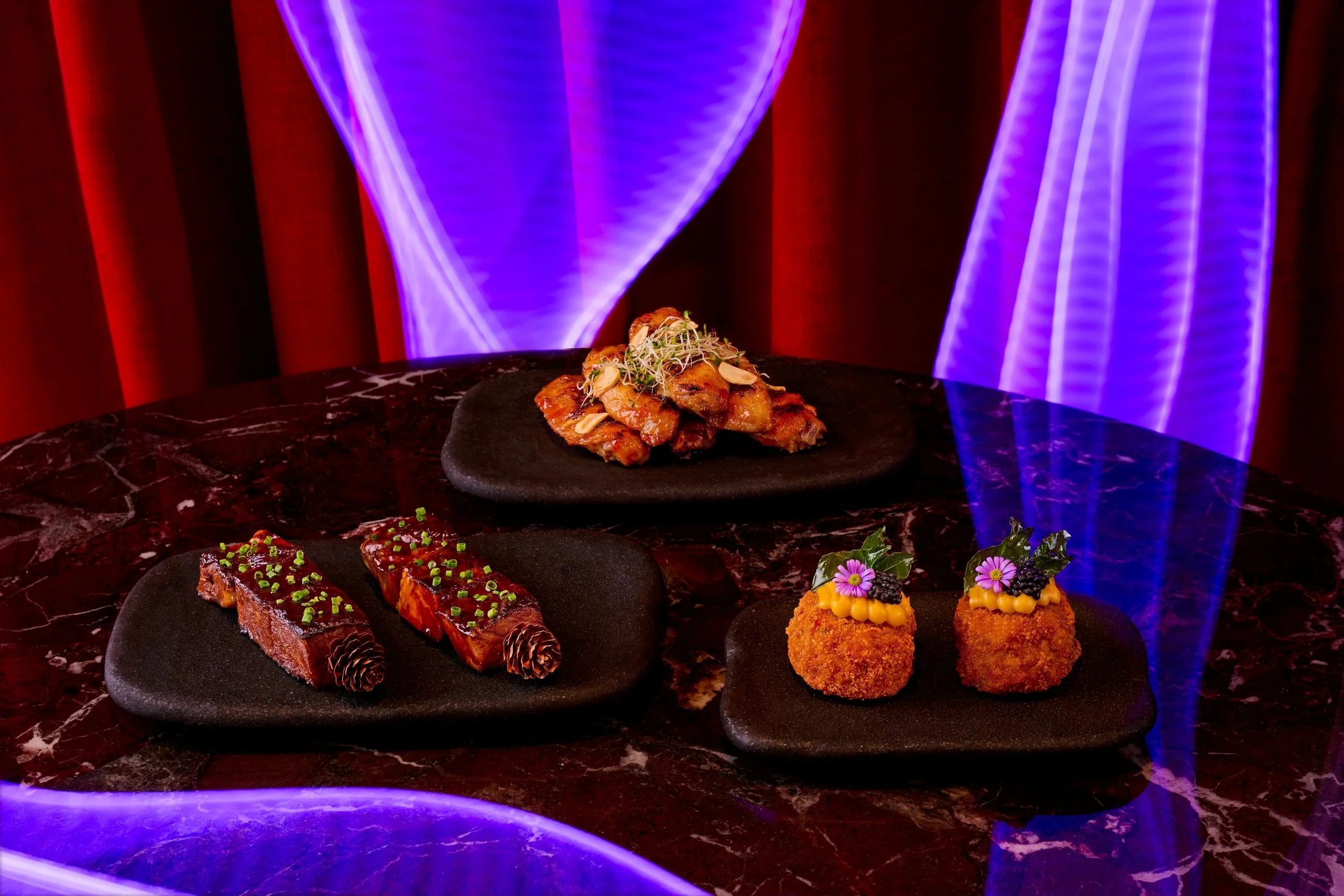 A TASTE OF SINGAPORE AFTER DARK