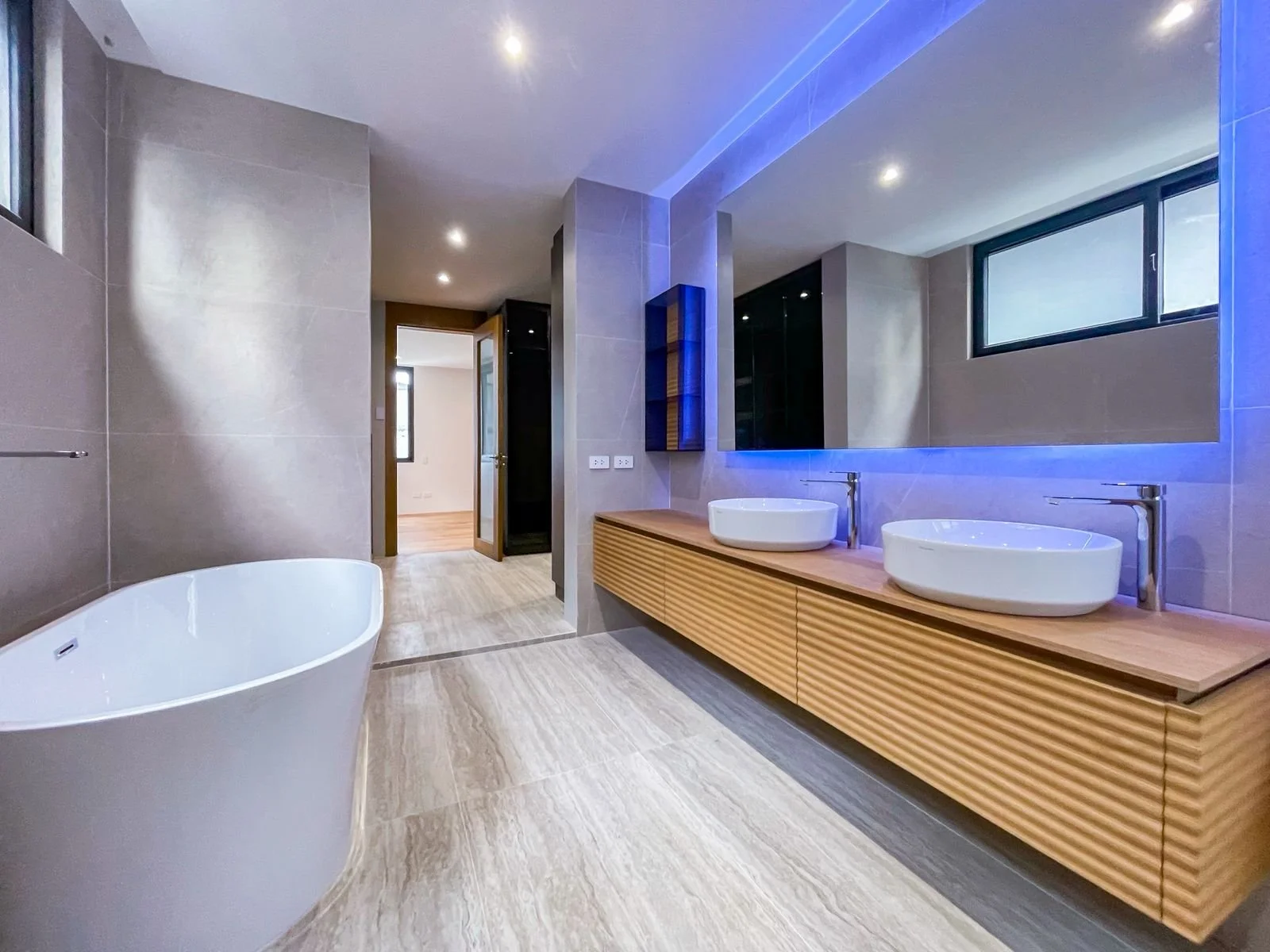 WhatsApp Image 2025-06-10 at 17.55.22.jpeg