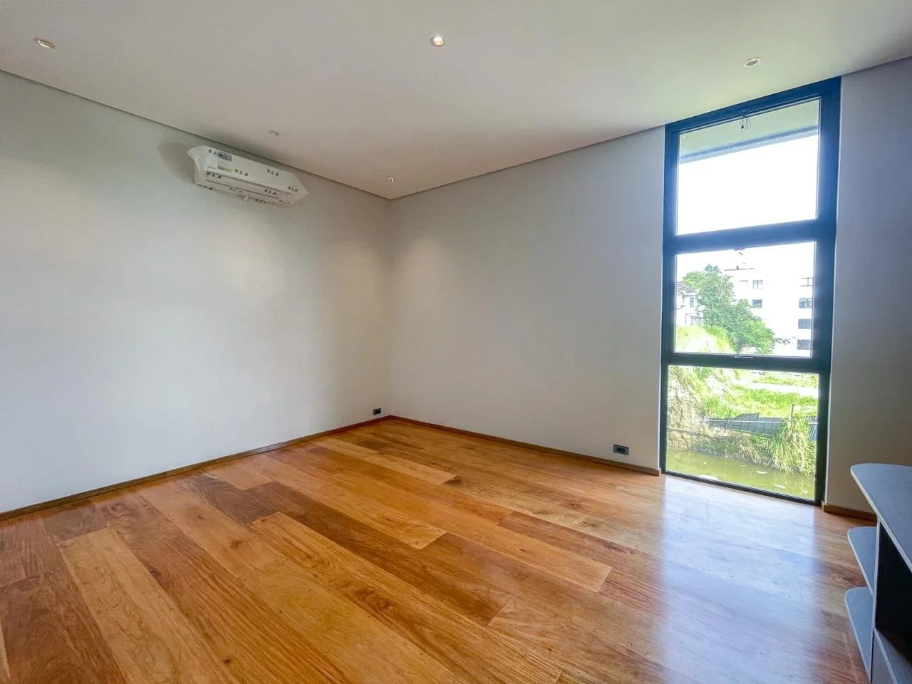 WhatsApp Image 2025-06-22 at 21.11.07 (1).jpeg