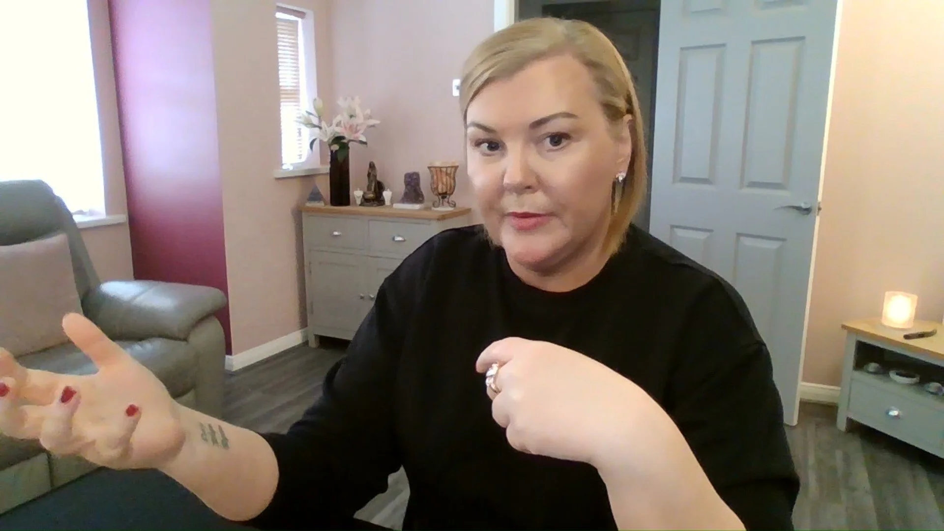SOUL CONTRACTS: Embracing Your Divine Feminine Power | Spiritual Intuitive Tarot Reading