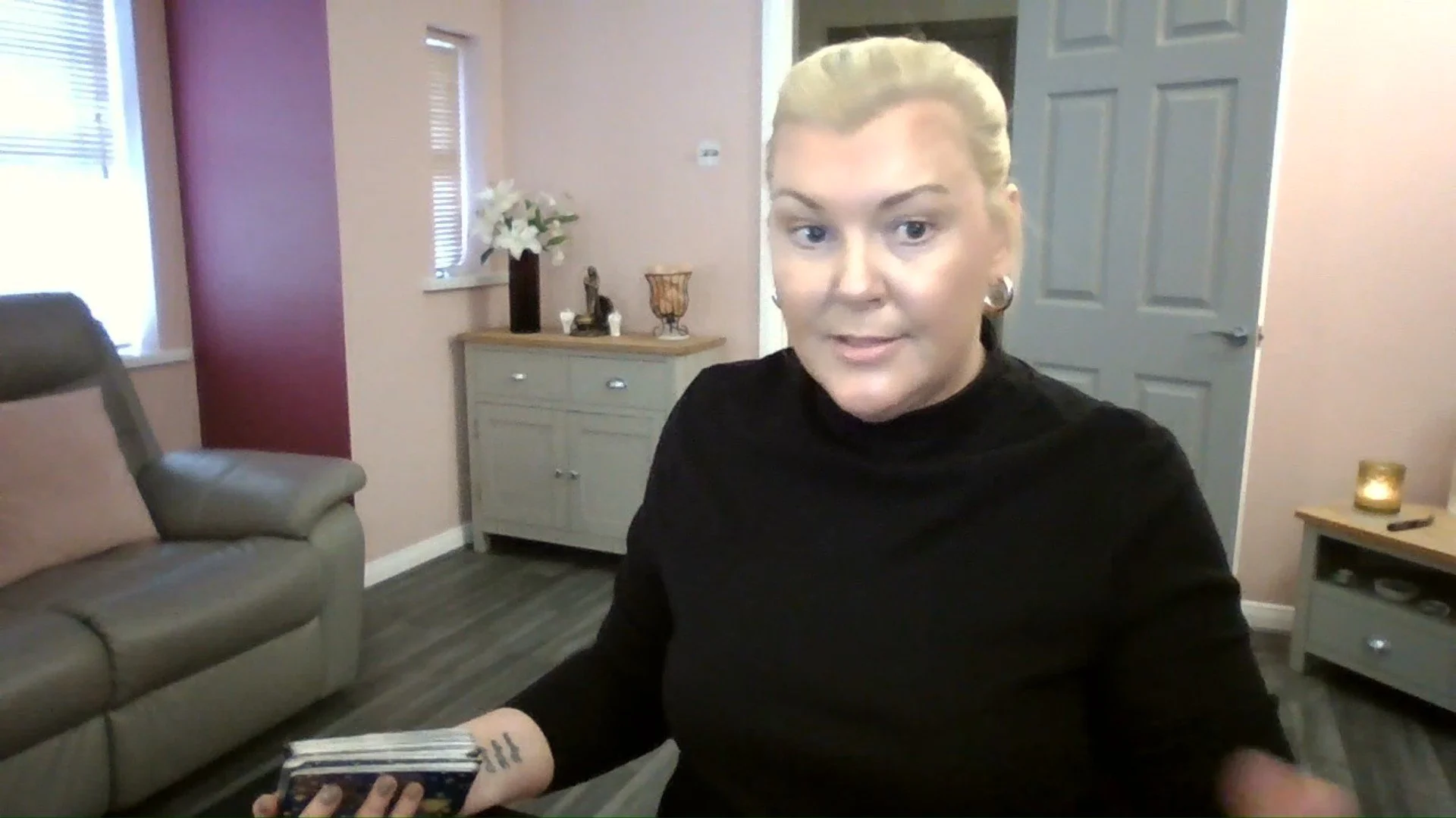 CANCER: Get The Popcorn Ready | Spiritual Zodiac Tarot Reading | Mid February 2026