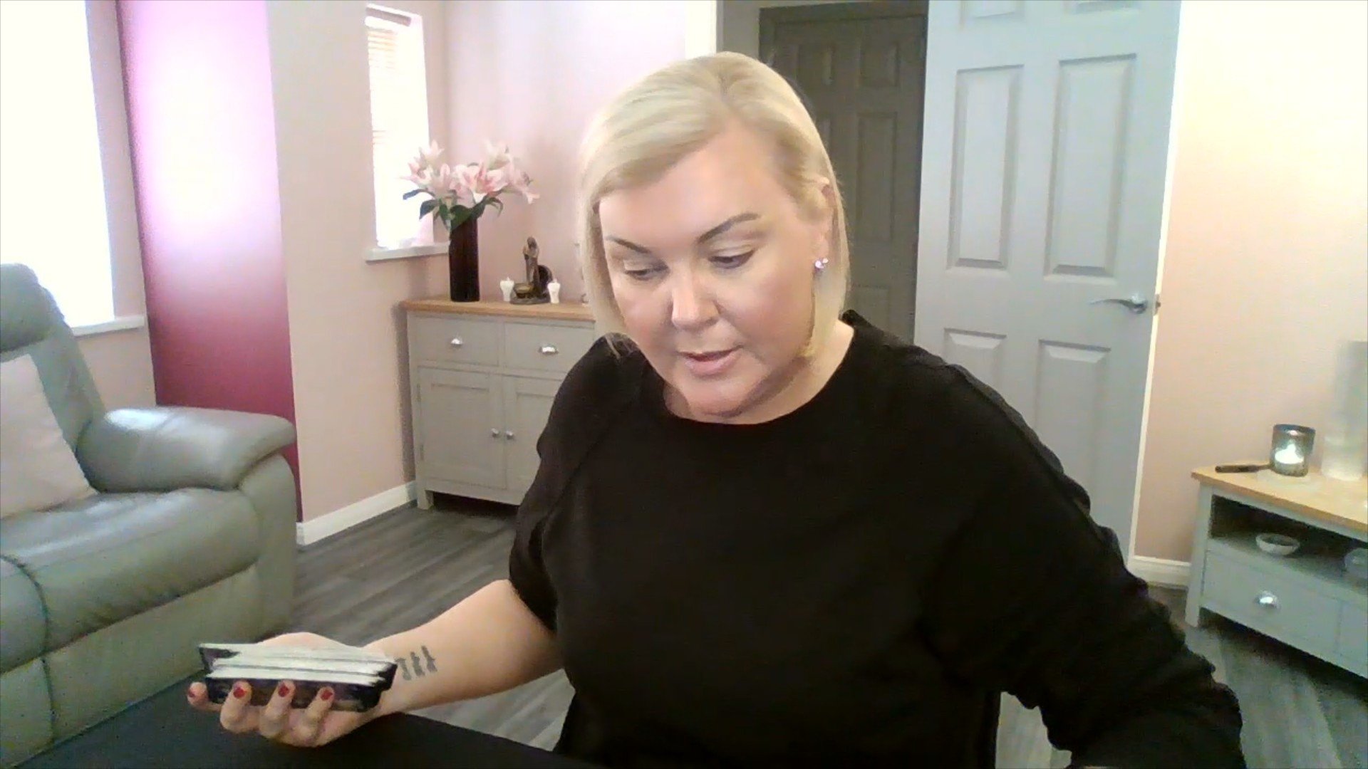 LIBRA: It's Time To Shine Again | Spiritual Zodiac Tarot Reading | December 2025