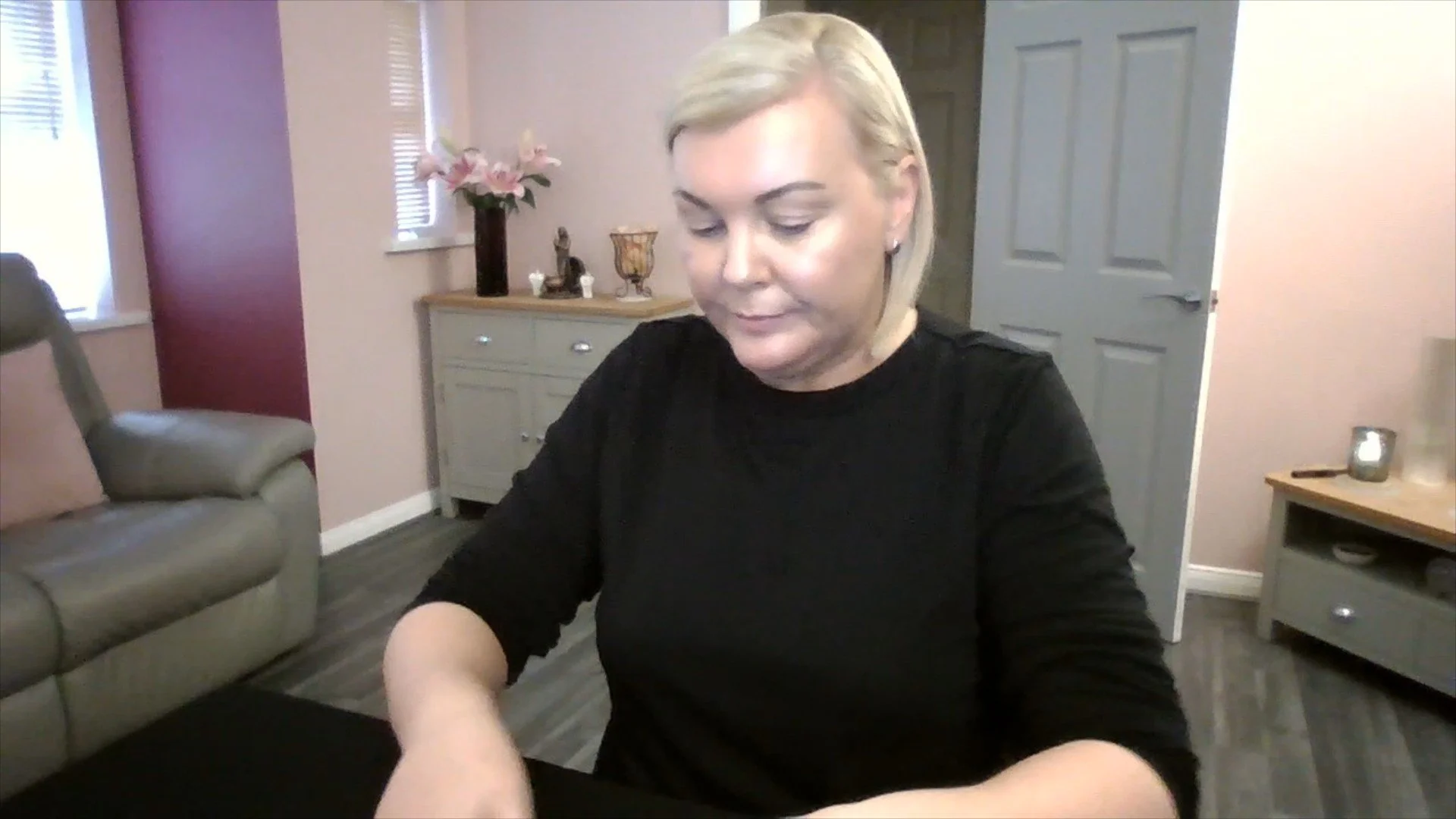 Daily Spiritual Guidance: Don't Feel Guilty For Elevating | Intuitive Tarot Reading