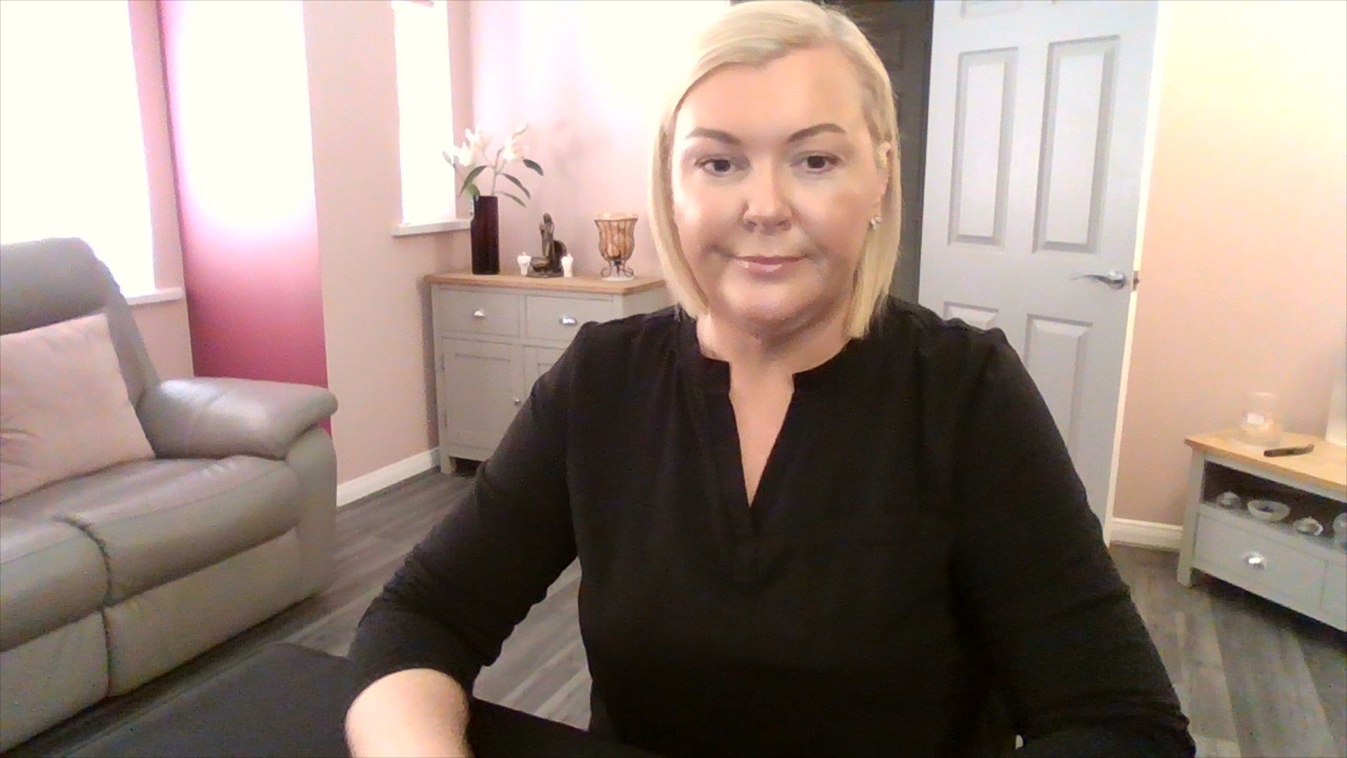 DIVINE FEMININE: Stay Well Clear Of This | Spiritual Intuitive Tarot Reading