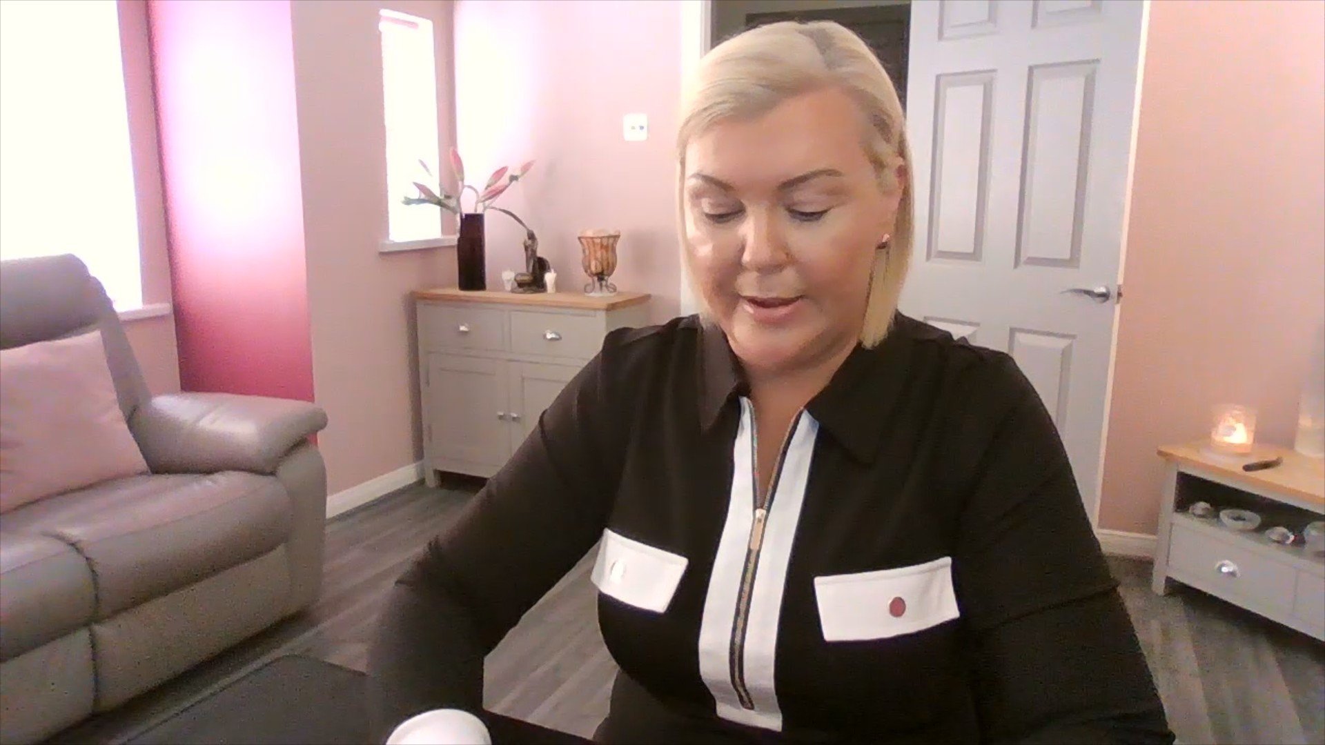 Daily Spiritual Guidance: You Intimidate Them! | Intuitive Tarot Reading