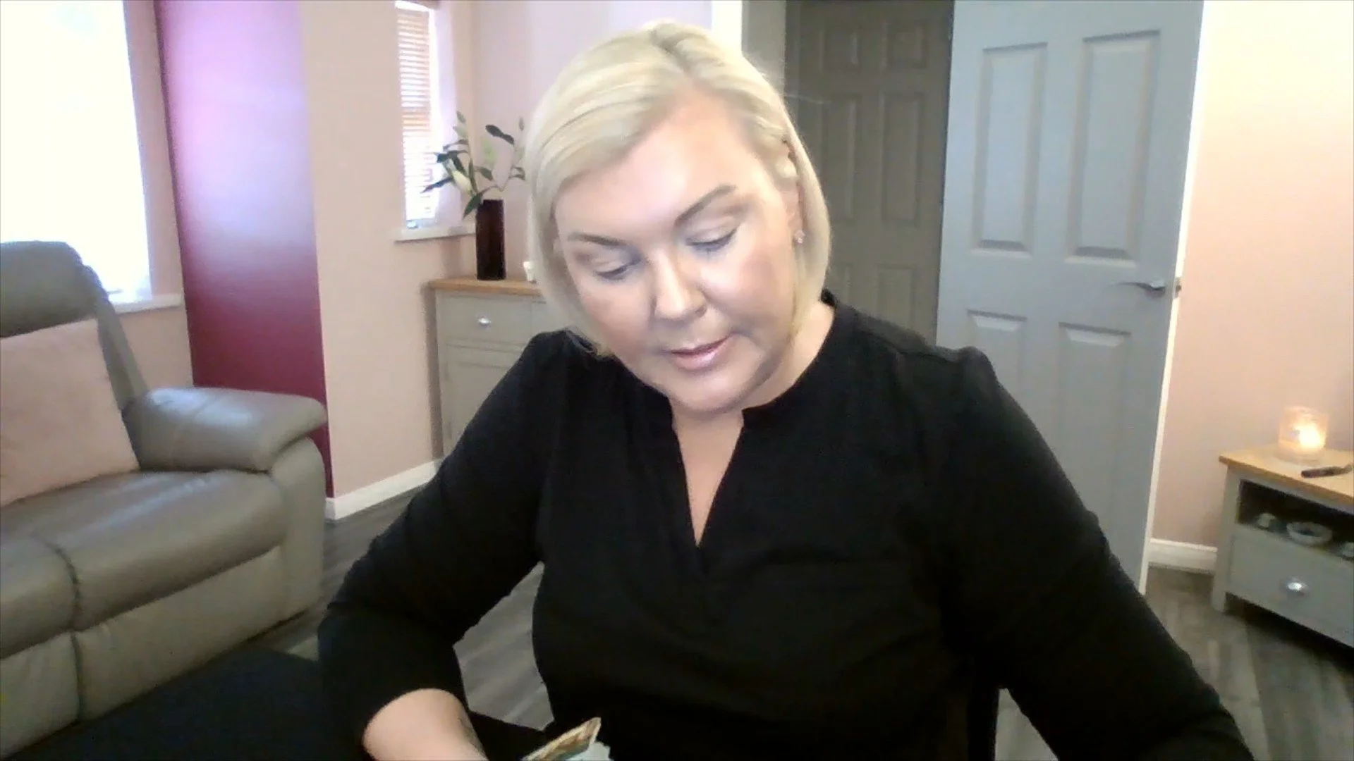 Daily Spiritual Guidance: I Feel Your Disappointment With This Person | Intuitive Tarot Reading