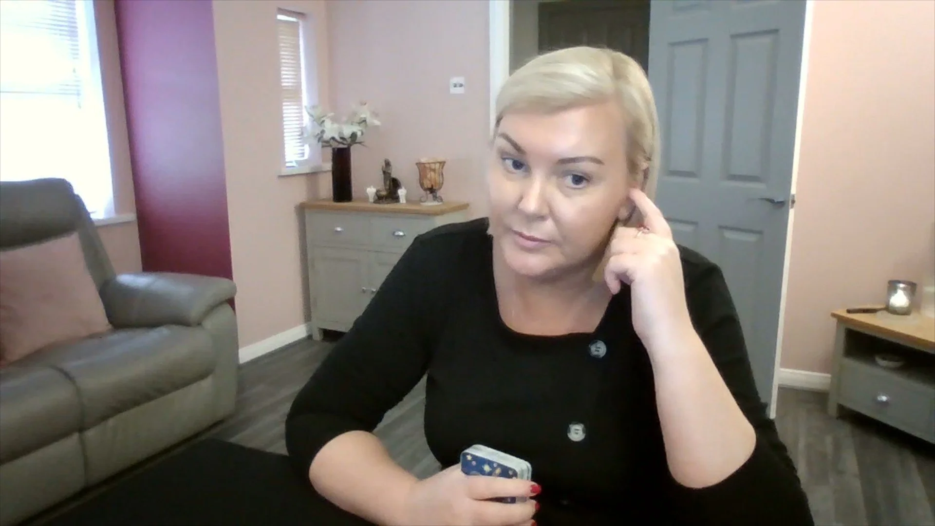 SAGITTARIUS: A Wake Up Call Gives You A Clear Perspective | Spiritual Zodiac Tarot Reading | December 2025