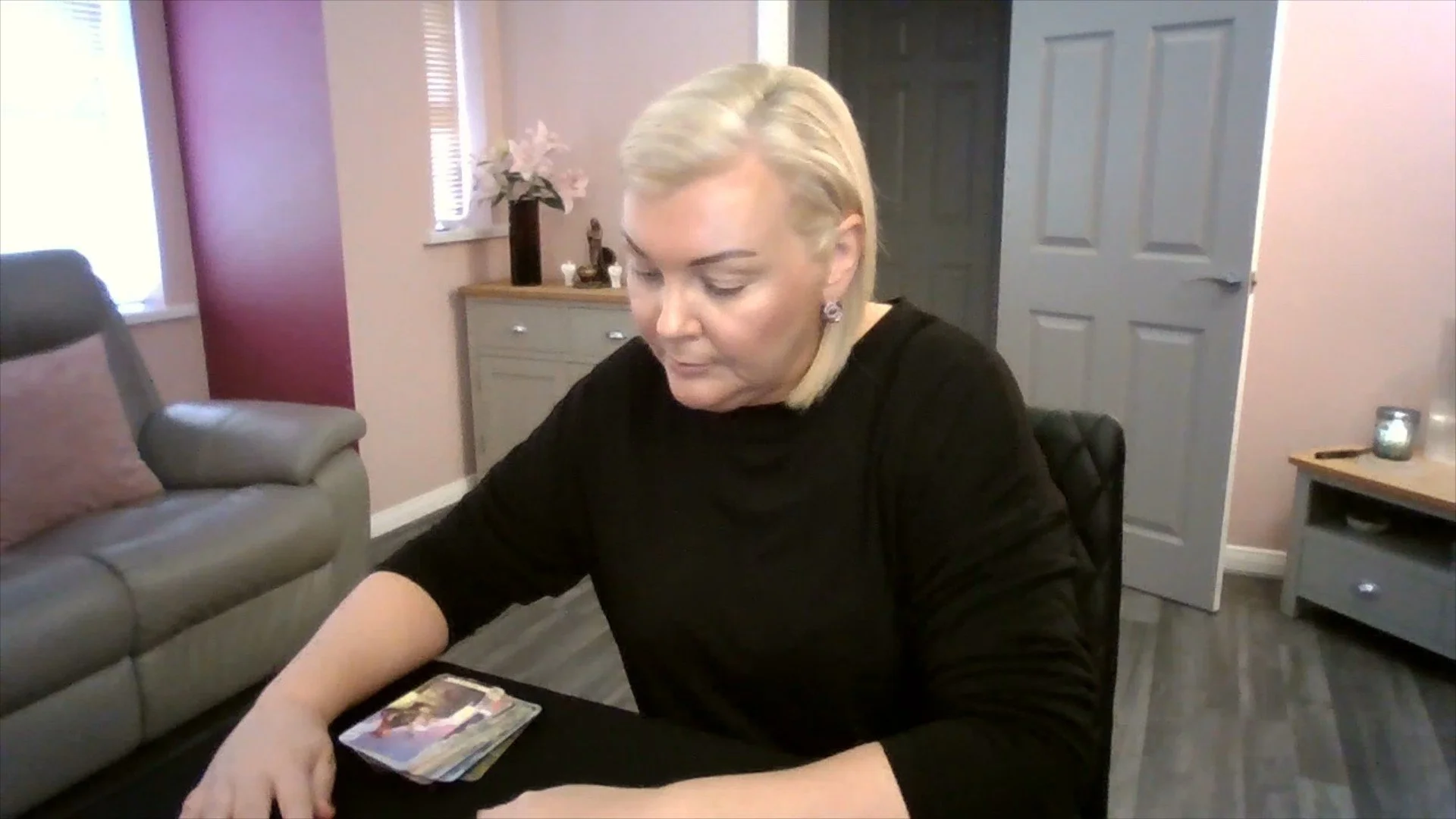 Daily Spiritual Guidance: Betrayed By A Brother/Cousin | Intuitive Tarot Reading