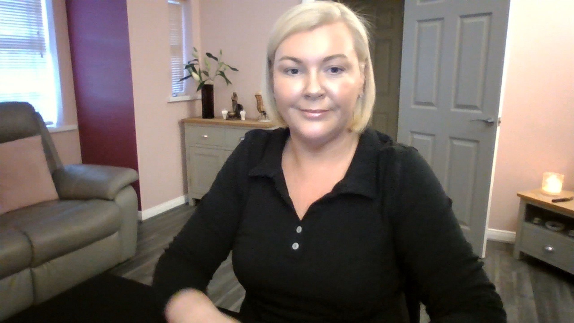 Daily Spiritual Guidance: Stand Your Ground - It's Happening For You | Intuitive Tarot Reading