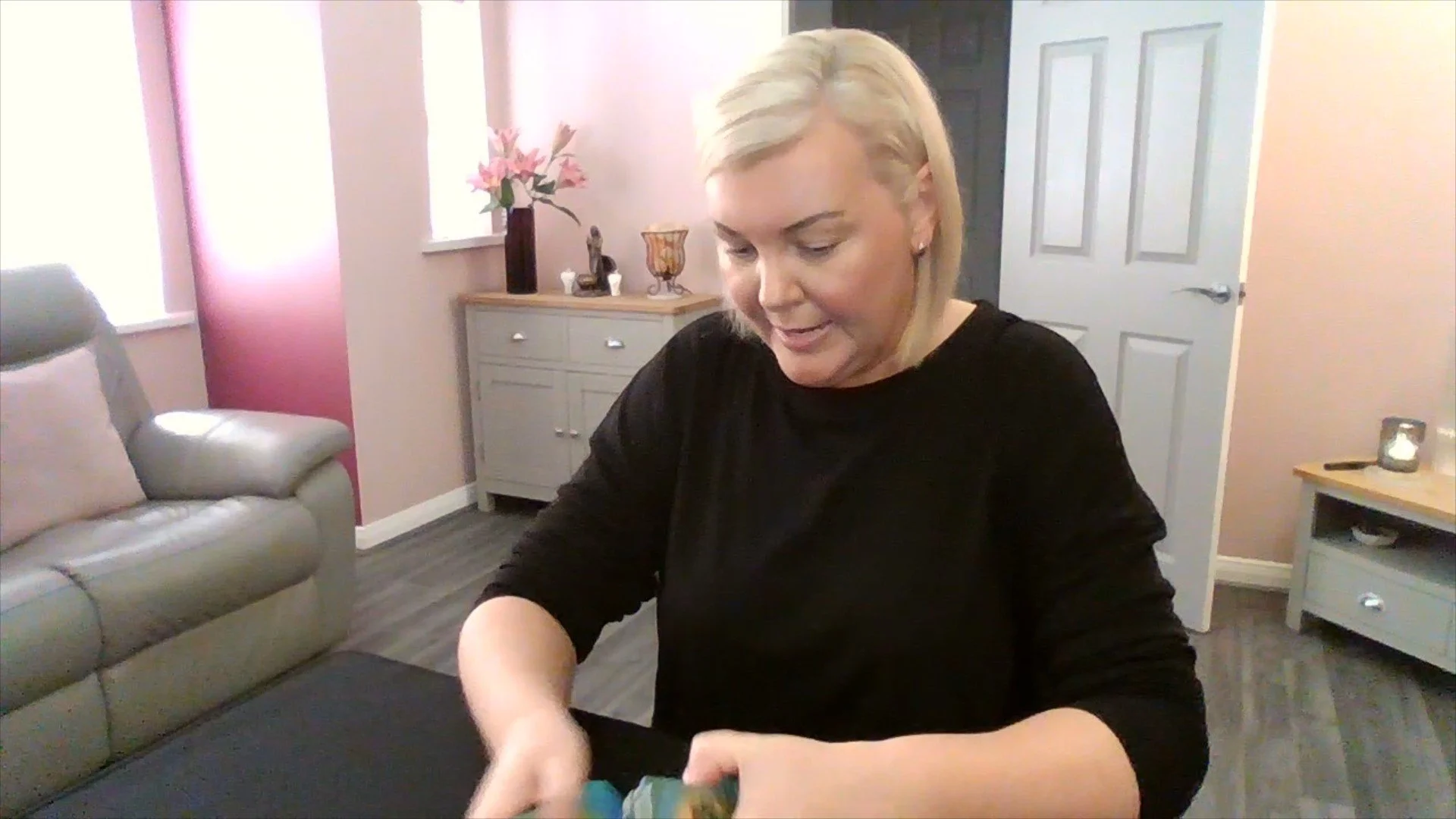 Daily Spiritual Guidance: You ARE Beautiful! | Intuitive Tarot Reading