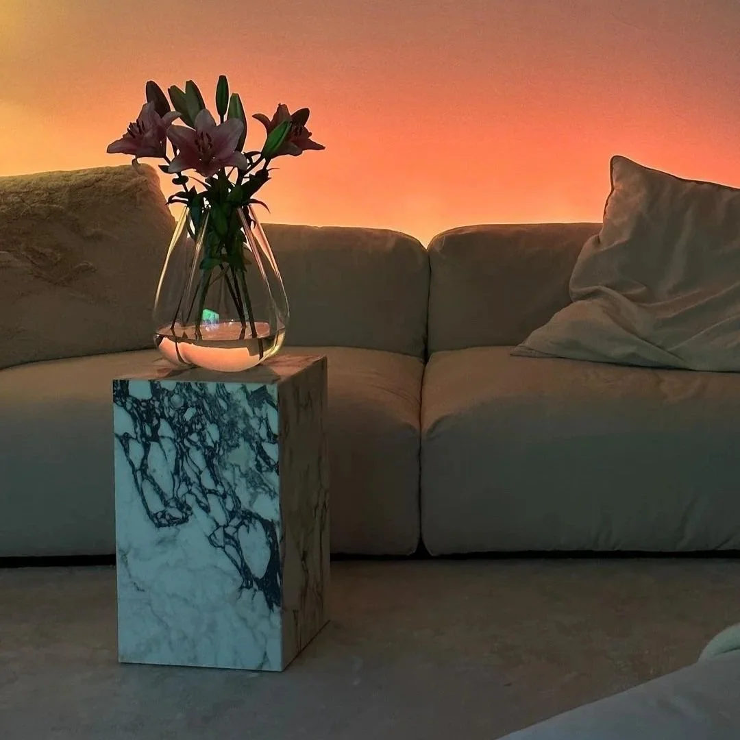 Artículo N.º 04: Tendencias en Iluminación Decorativa: Cómo Crear Ambientes con Luz en 2025