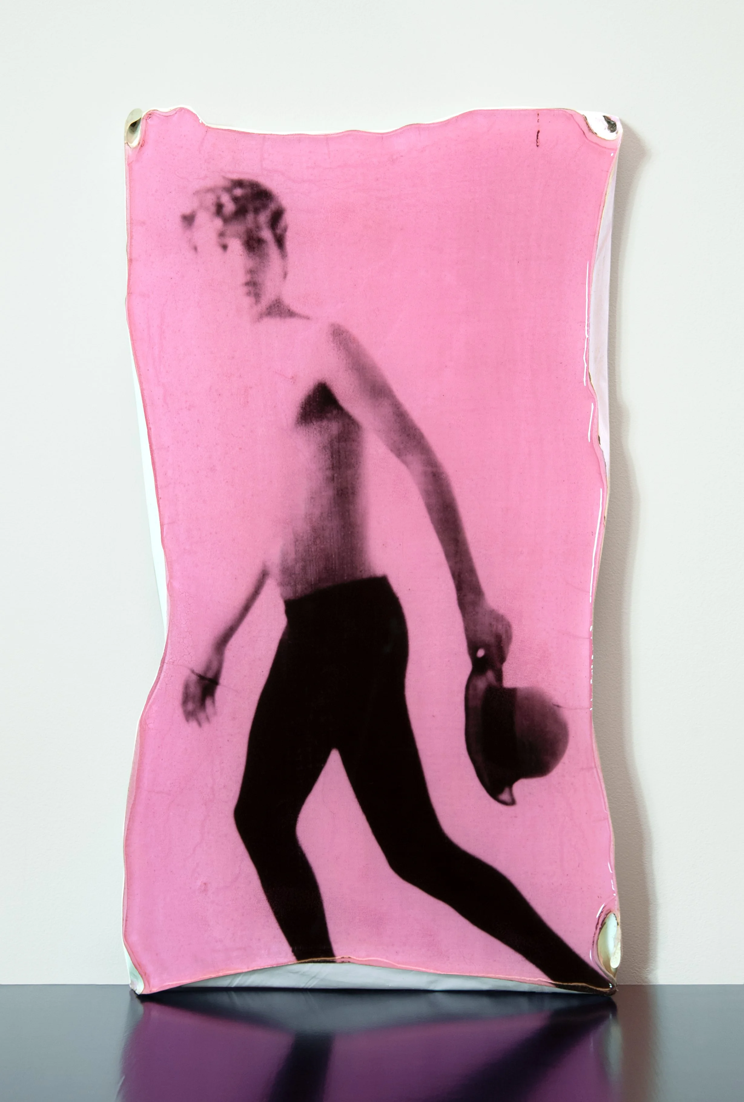Valentina Murabito_Mitternachtsflucht_47 x 27  x 3 cm, analog b:w photograph, hand printed on white concrete, resin, unique print, 2023_Private collection, Berlin.jpg