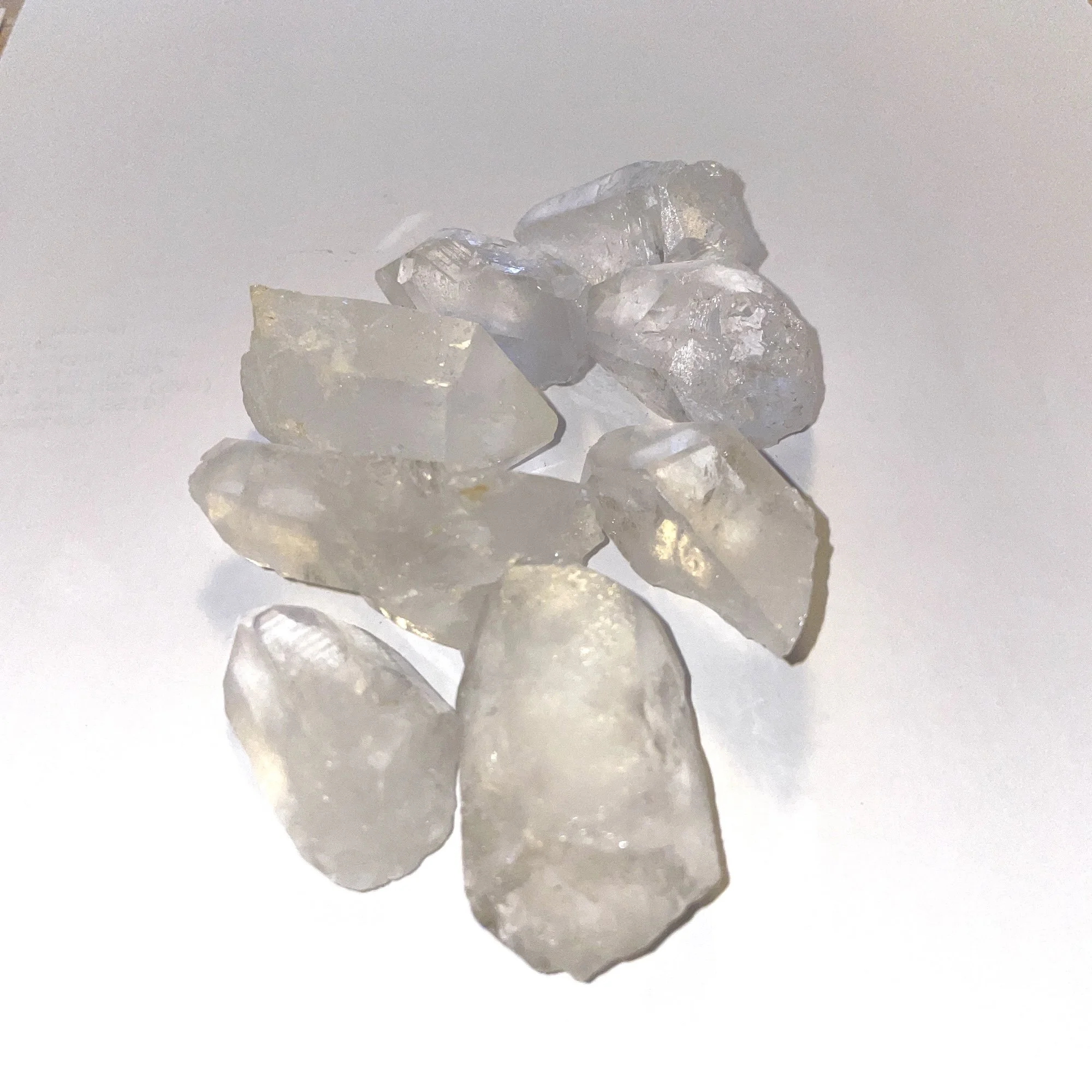 clr qtz point lge2.JPG