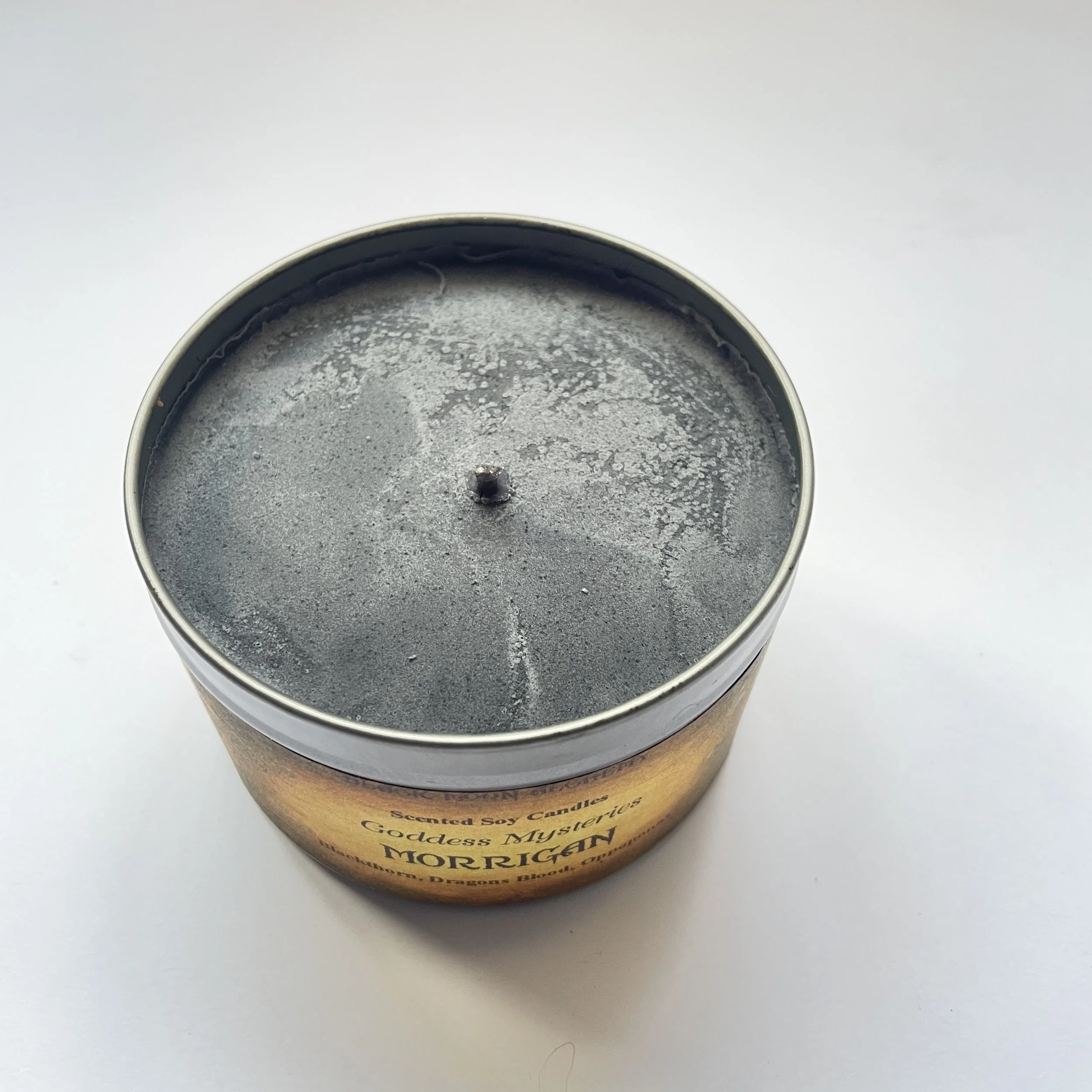 Morrigan candle3.JPG