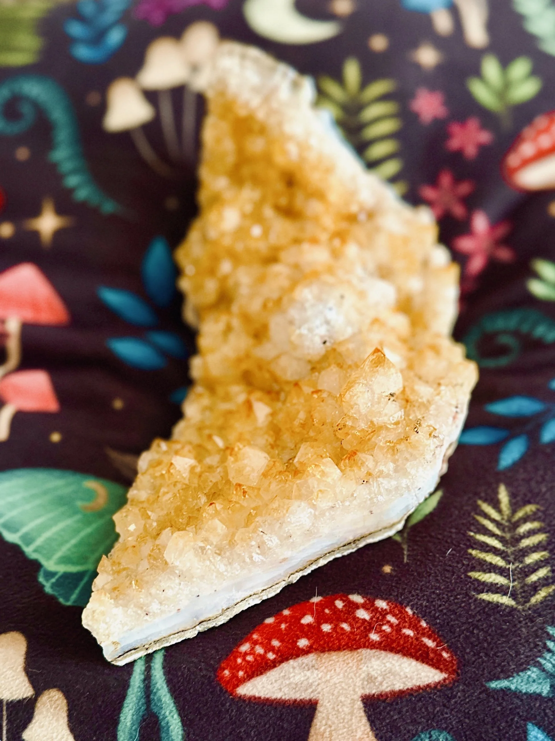 citrine bed lge1.jpg