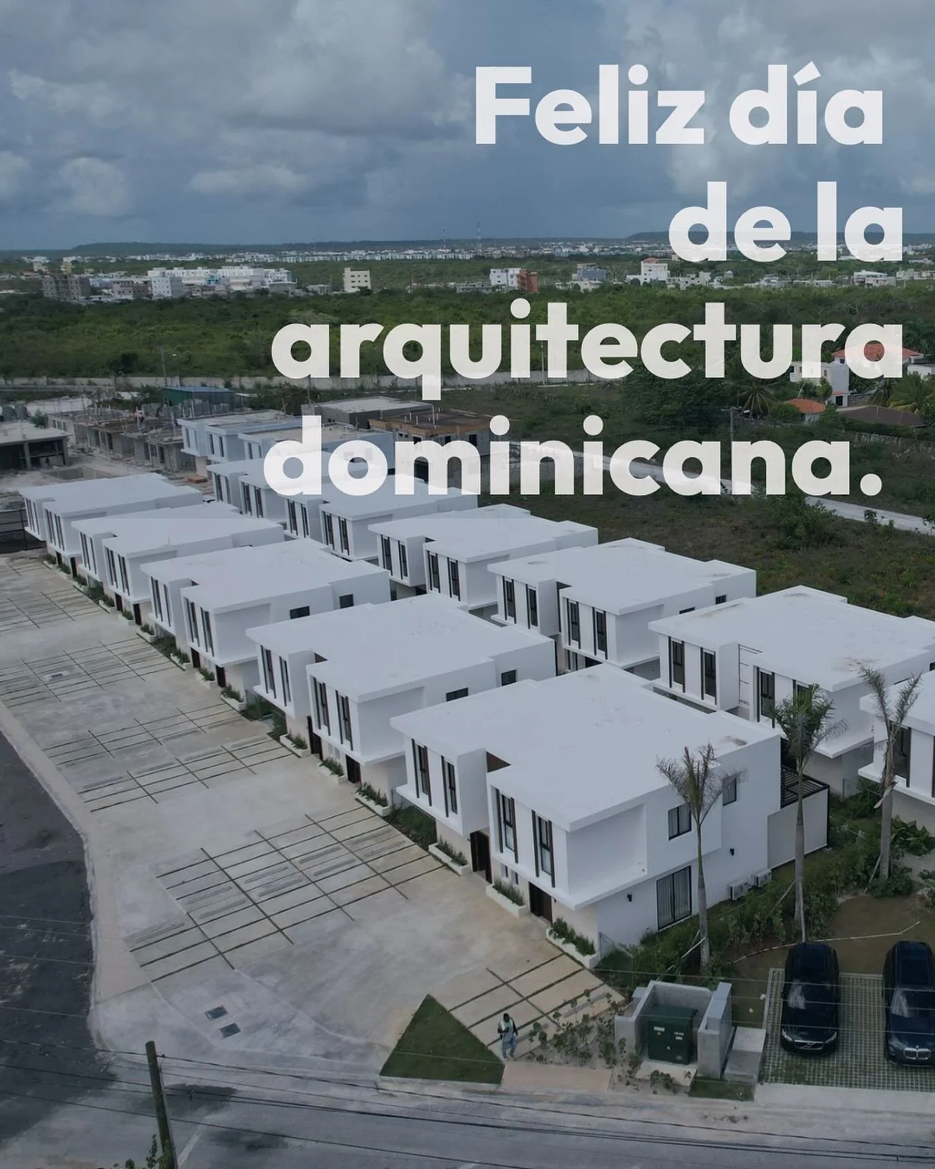 Feliz D&iacute;a de la Arquitectura Dominicana 🇩🇴

Hoy celebramos la creatividad, la t&eacute;cnica y la visi&oacute;n que dan forma a nuestras ciudades.
La arquitectura es m&aacute;s que dise&ntilde;ar espacios: es entender el contexto, anticipar 