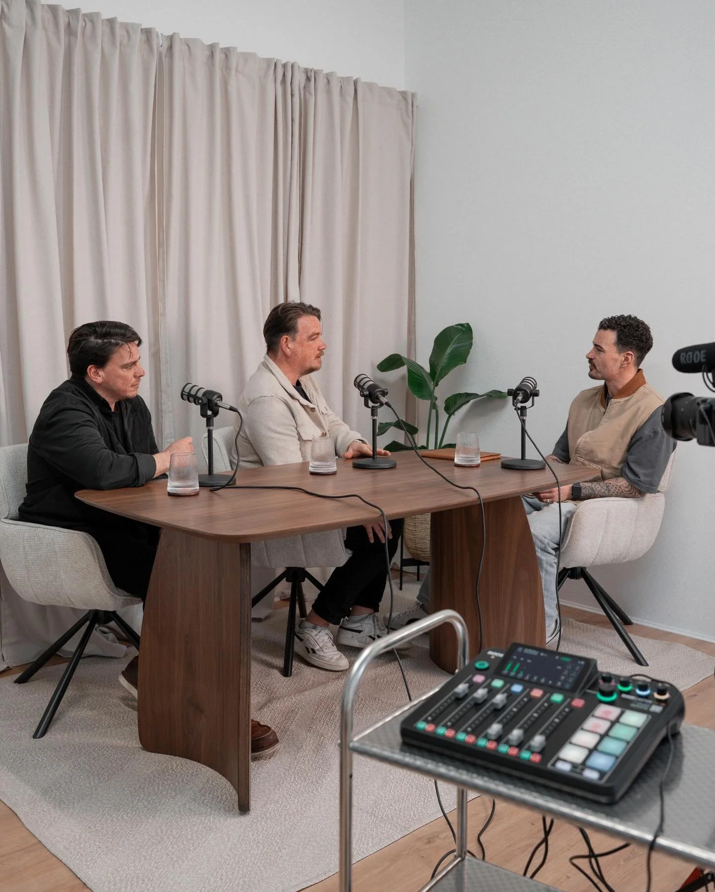 Today&rsquo;s podcast session in the studio! 🎙️ It was a pleasure to have @be.freer and @thedunwells recording something special. 

We&rsquo;re excited to get stuck into the edits and help bring this project to life!