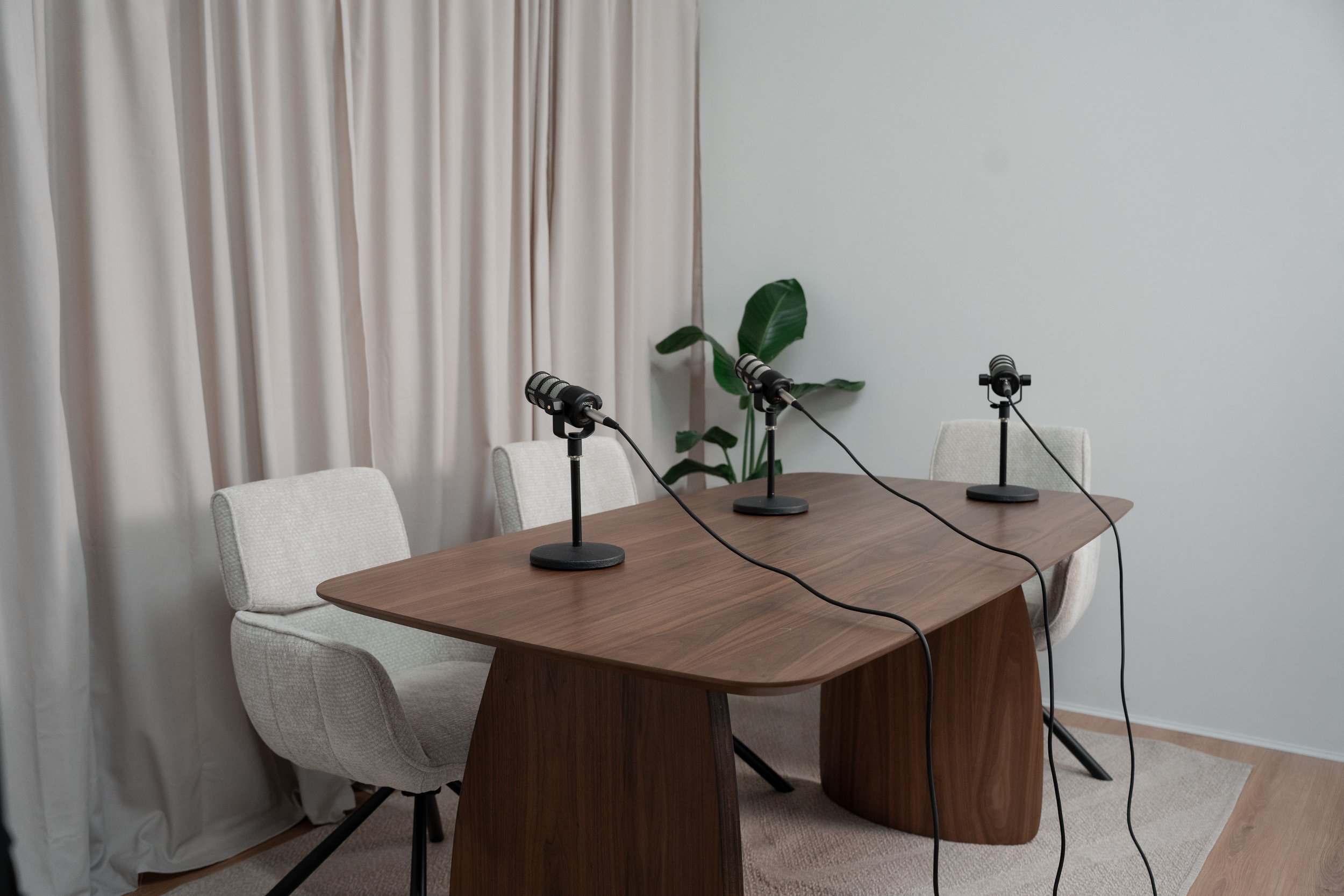 PresenceStudio_PodcastSetup-19.jpg