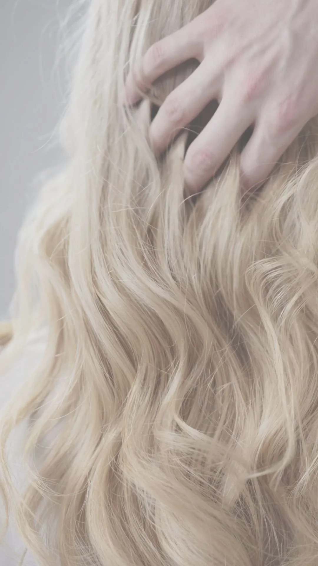 How Dubai’s Climate Affects Your Hair Colour