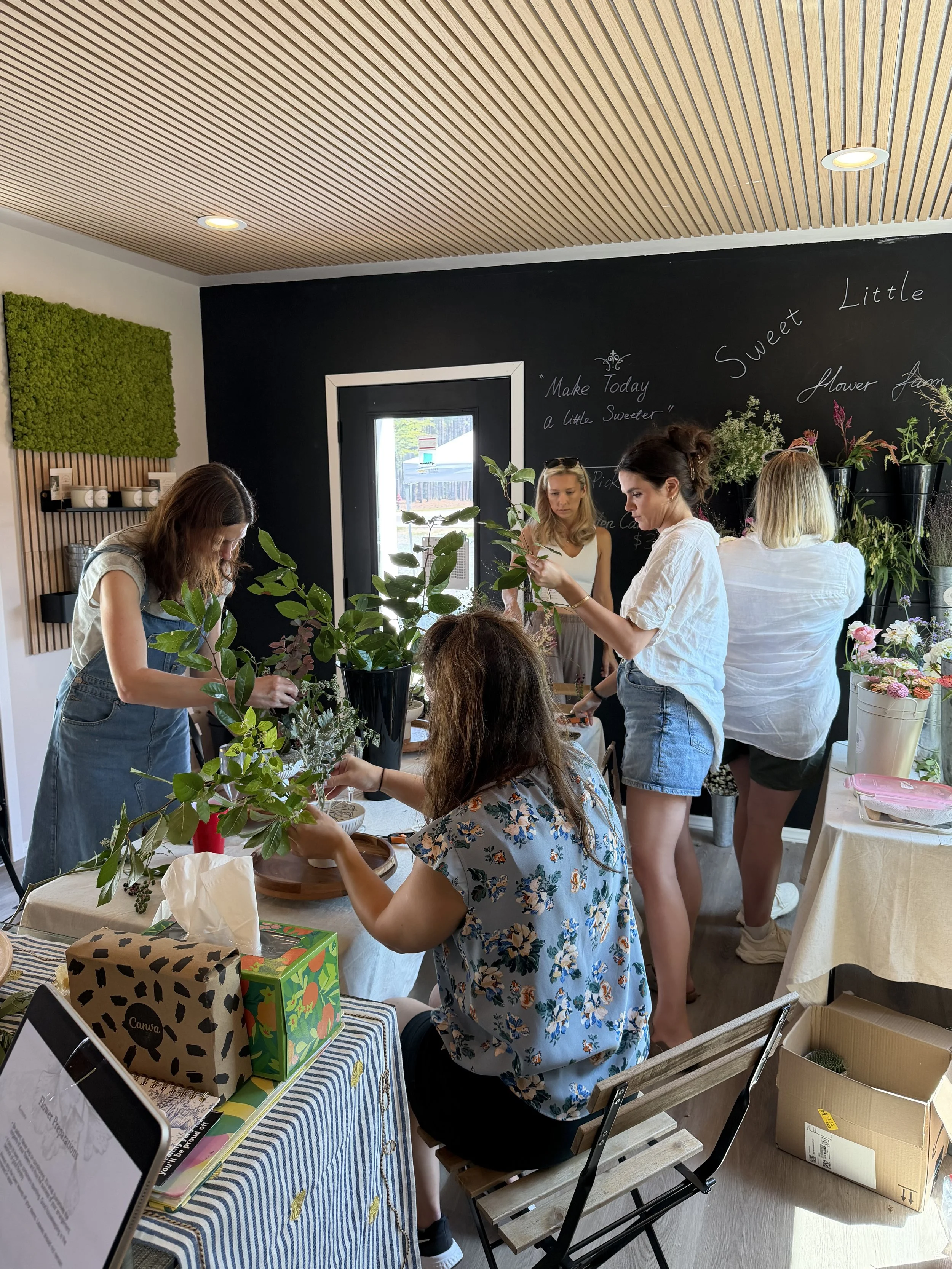 Floral Arrangement 101 Class