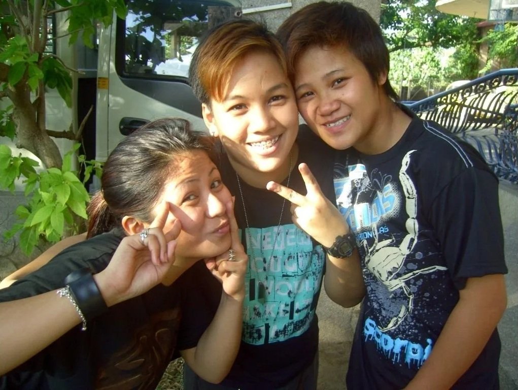 Scholarship Fund students studying together