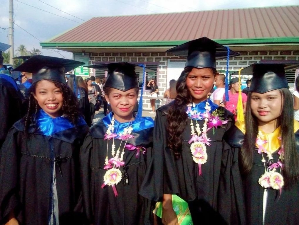 Graduates of the Jessica Smith Scholarship Fund programme