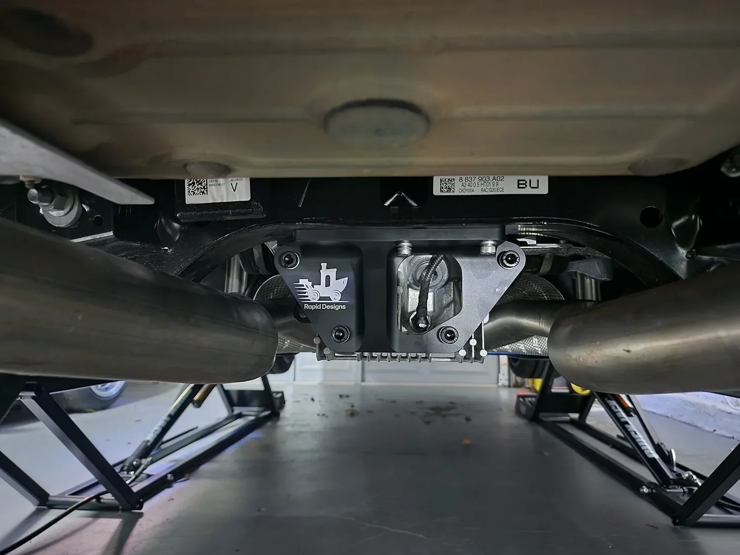 A90 Supra Differential Brace - No drilling - Easy drain plug