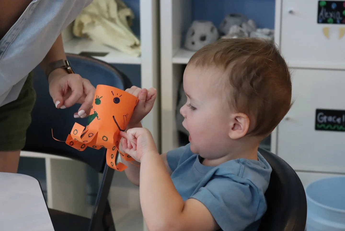 Join us for Bay Babies on Thursday, Nov. 6! 🐬

Wake up your sleepy squirts and come on in for this month's Bay Babies program, Nocturnal Nature! Who wakes up in the ocean when everyone else goes to sleep? Find out all about the awesome adaptations t