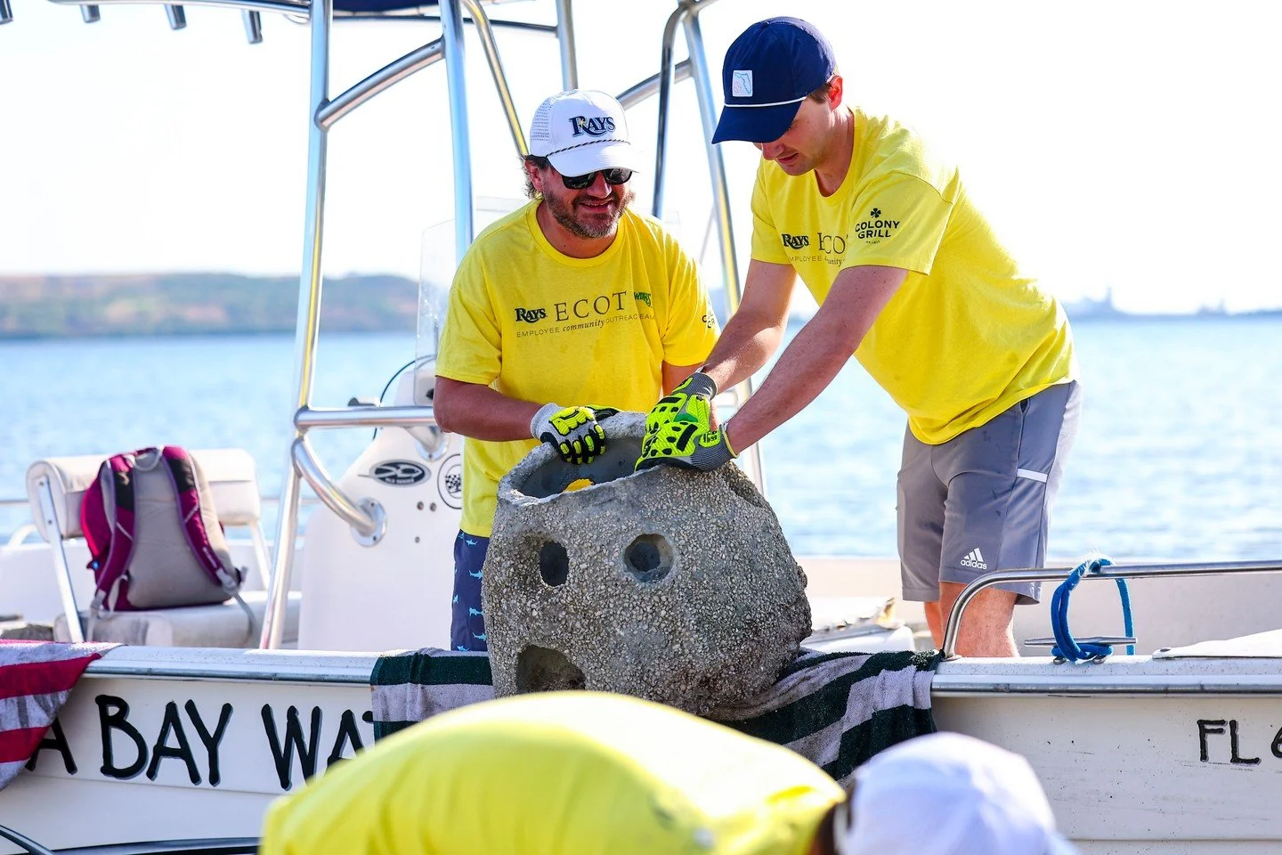 👀 Check out these photos courtesy of @raysbaseball of our most recent Fantasty Island living shoreline project. They had a group of around 20 employees participate for their Week of Giving!

Over the two-day event, volunteers and TBW staff collectiv
