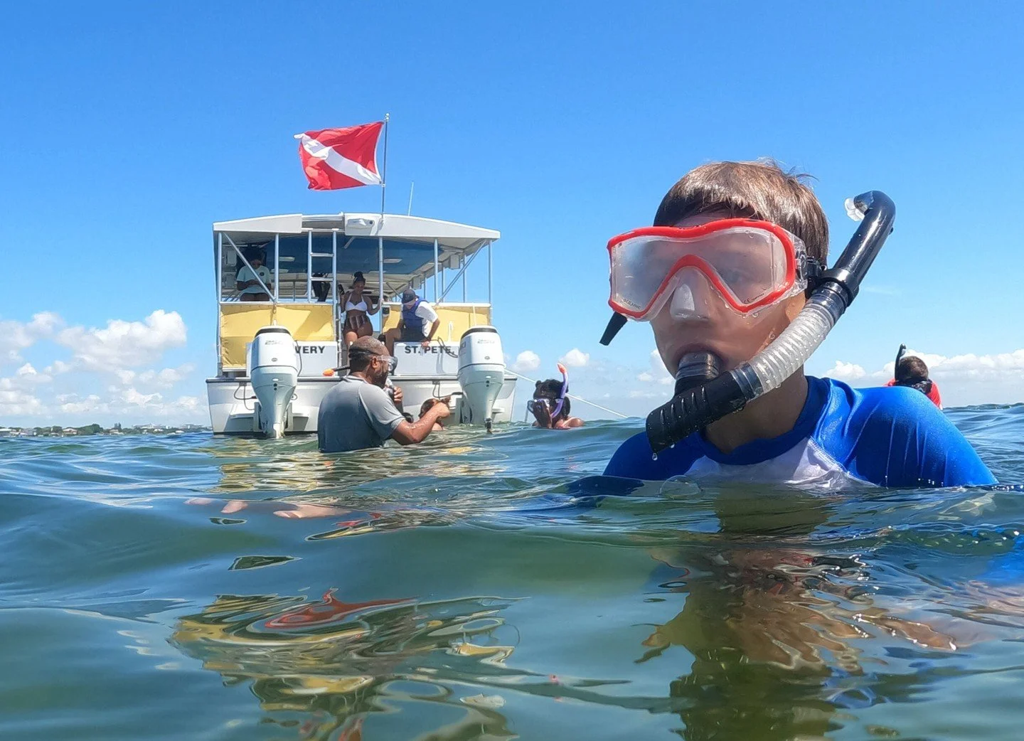 🤿 Start your summer off the right way by joining us on our first Sandbar Snorkeling Excursion of the season on Monday, May 25! 

Our sandbar snorkeling excursions offer a chance to cool off while exploring the Tampa Bay ecosystem. Guests can grab a 
