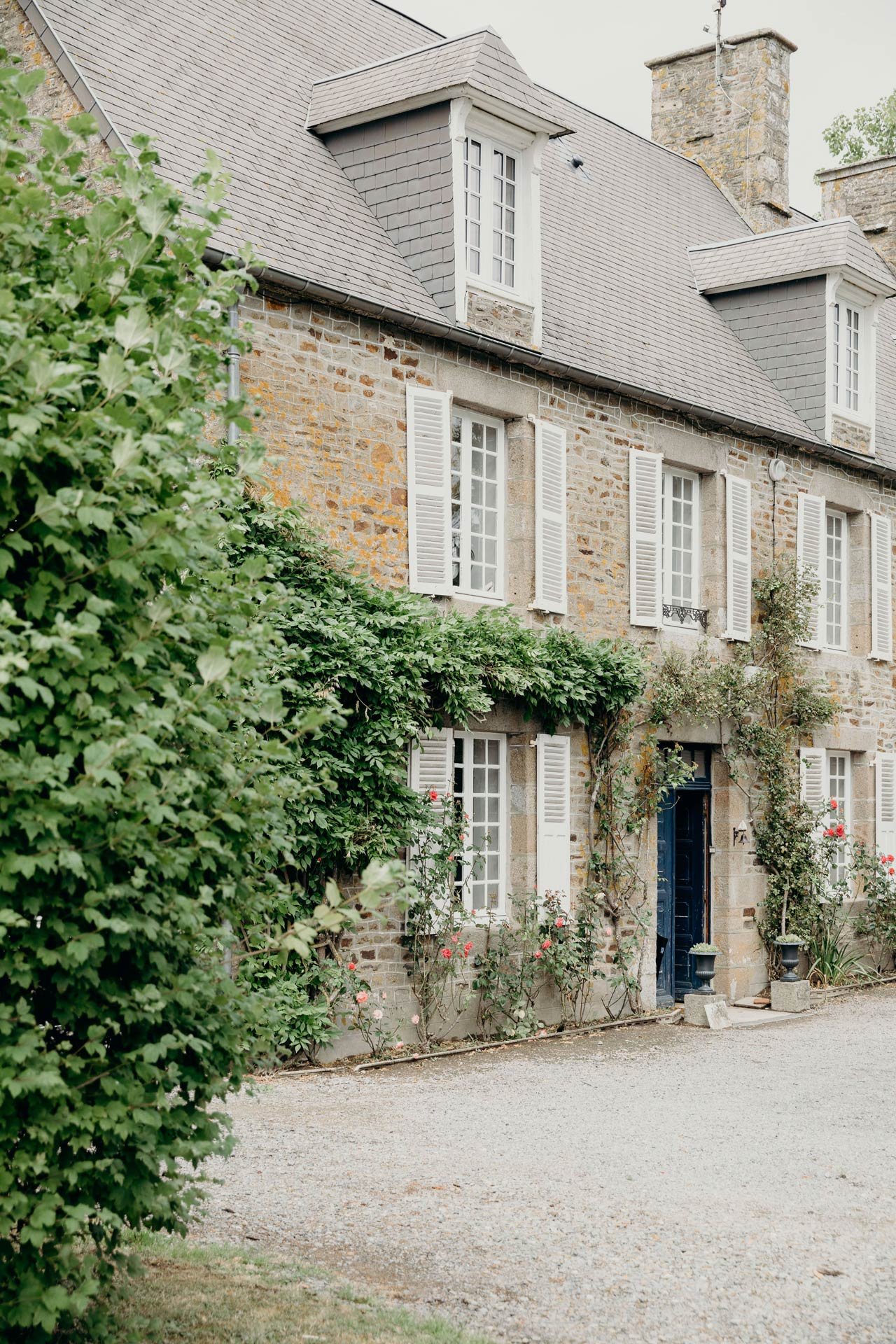 Reportage de mariage en Normandie, détail maison en pierre